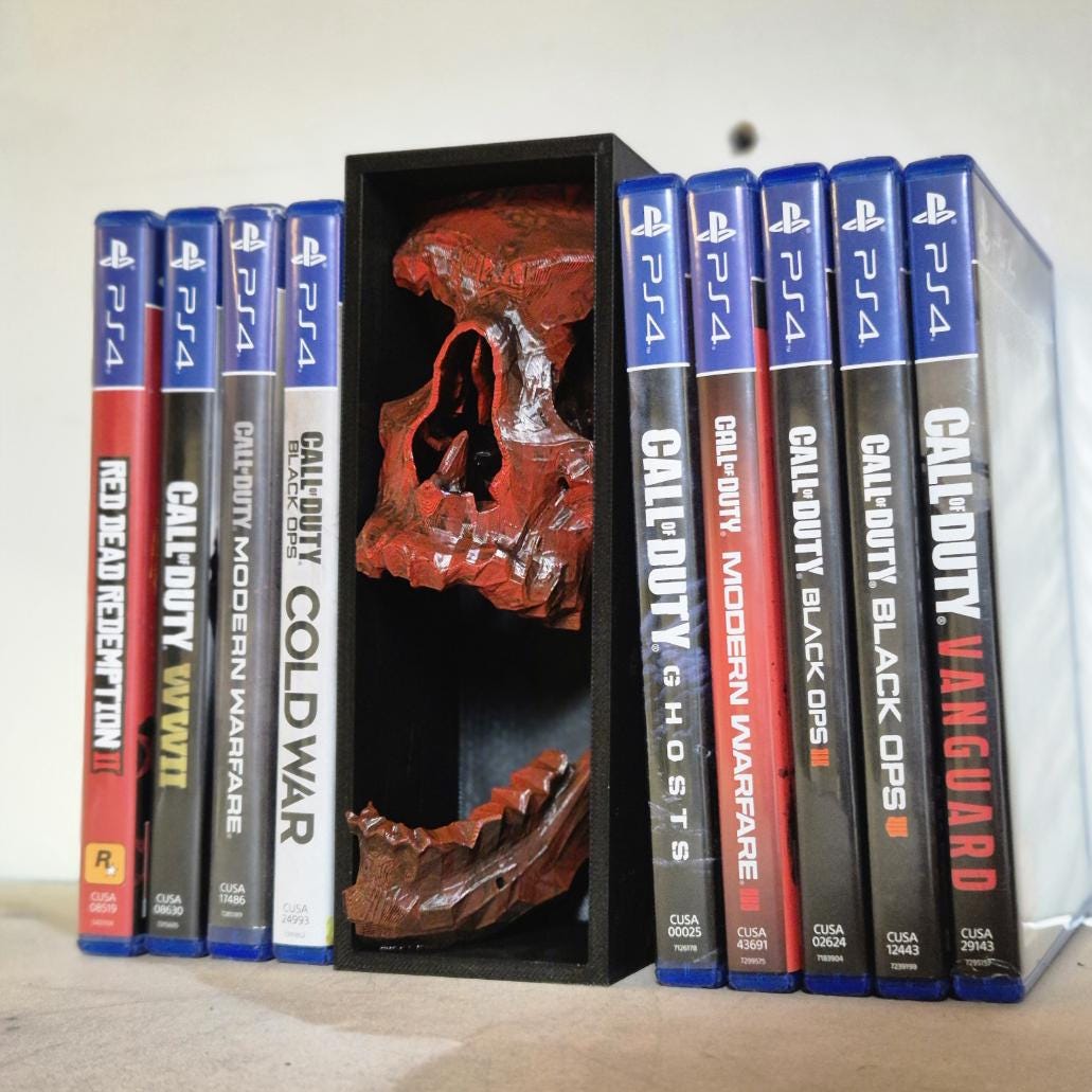 Bloody Skull Game Book Nook - Perfect for Gamers and Horror Fans