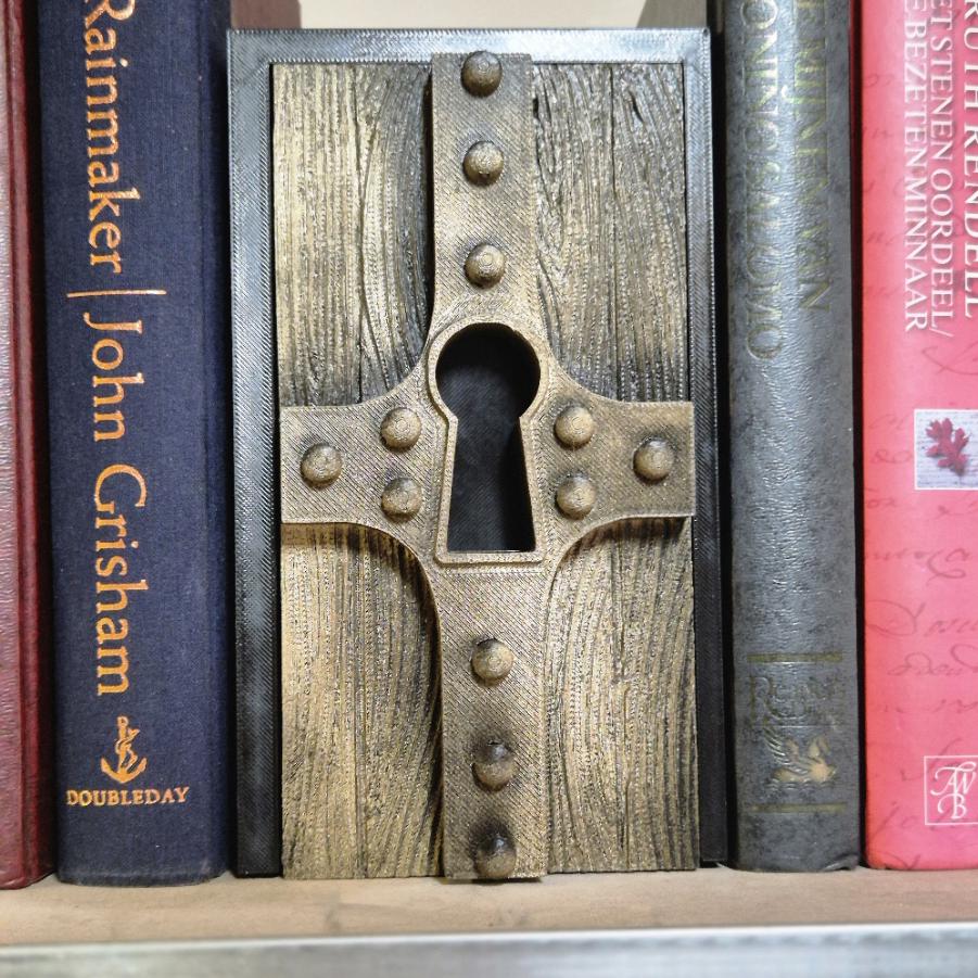 Keyhole Book Nook - 3D Printed Mystery Decor