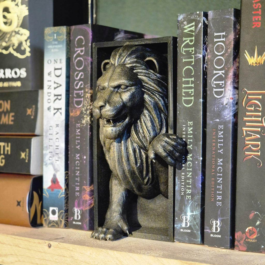 Einzigartige handgefertigte Löwen-Buchecke | Mystische Löwen-Buchstütze | Fantasy-Bücherregal-Dekor