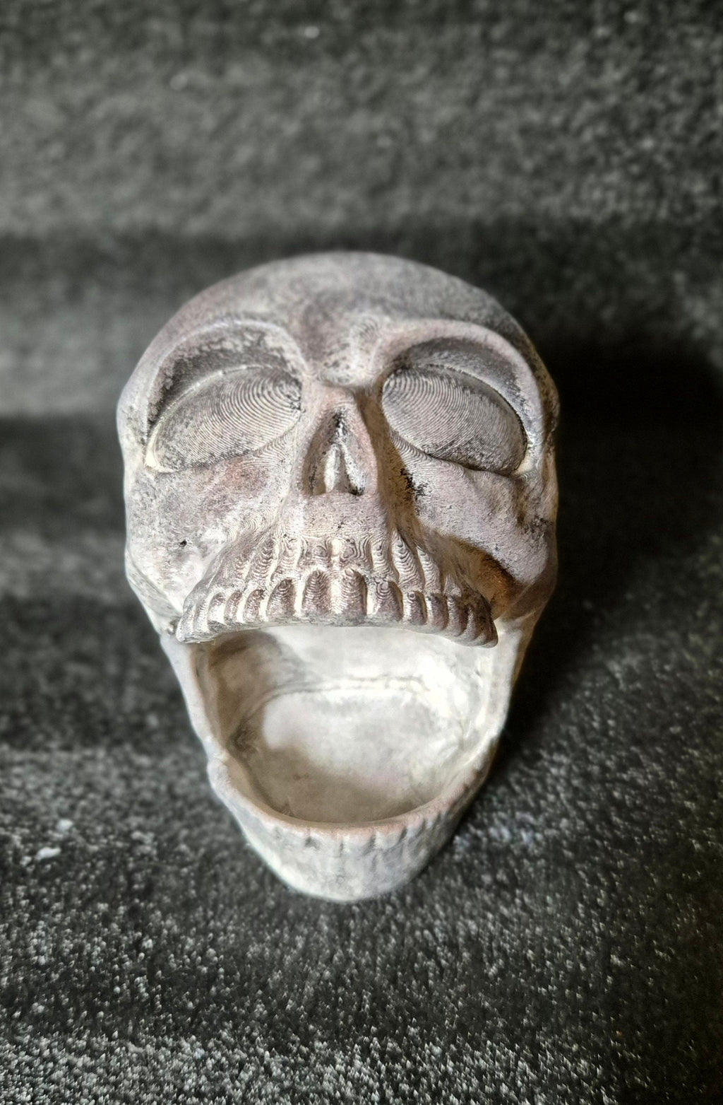 Skull Controller Stand – 3D-gedrucktes Gothic-Accessoire für PS, Xbox, Nintendo usw.