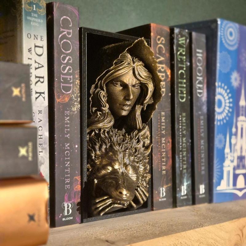 Rotkäppchen mit Wolf Enchantment Book Nook: Ein verführerisches und mystisches Leseparadies-Märchen