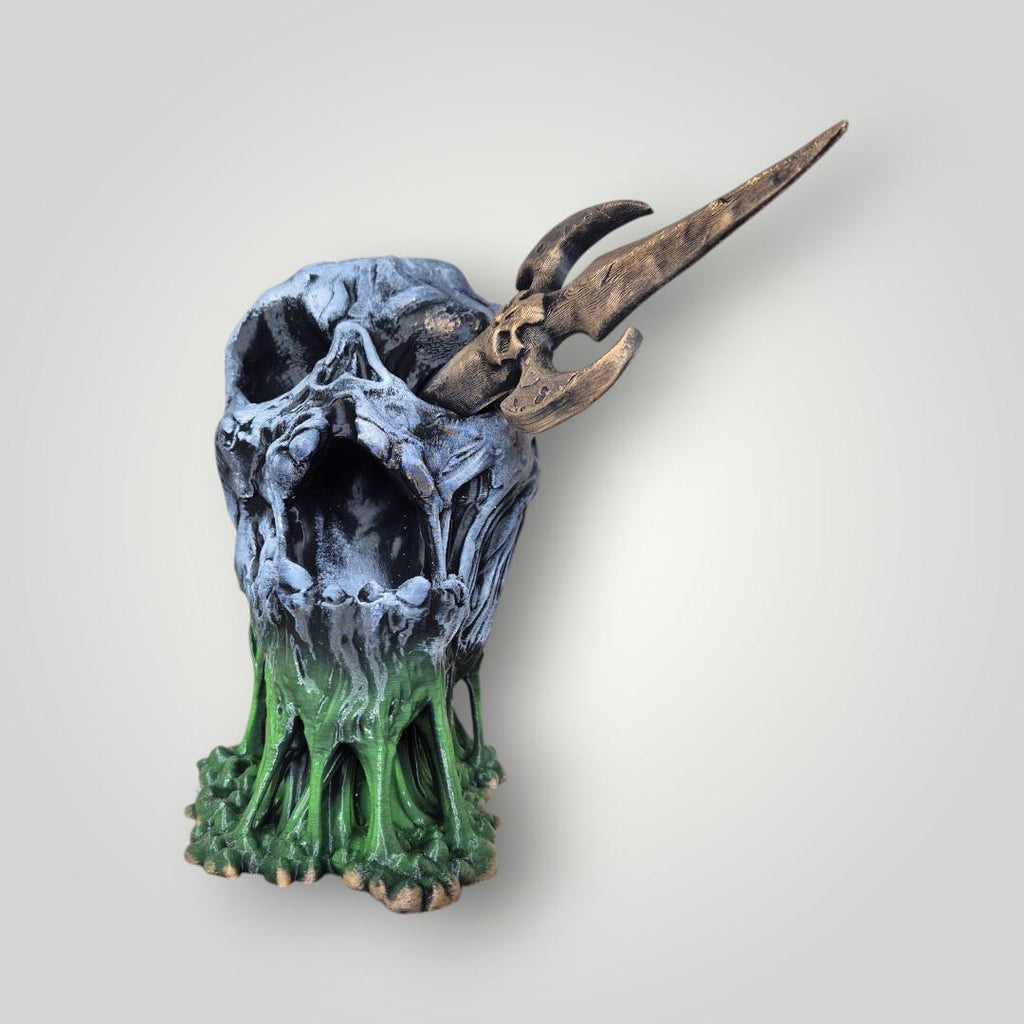 Totenkopf mit Dolch Würfelturm - Dungeons &amp; Dragons Accessoire DnD Spiel