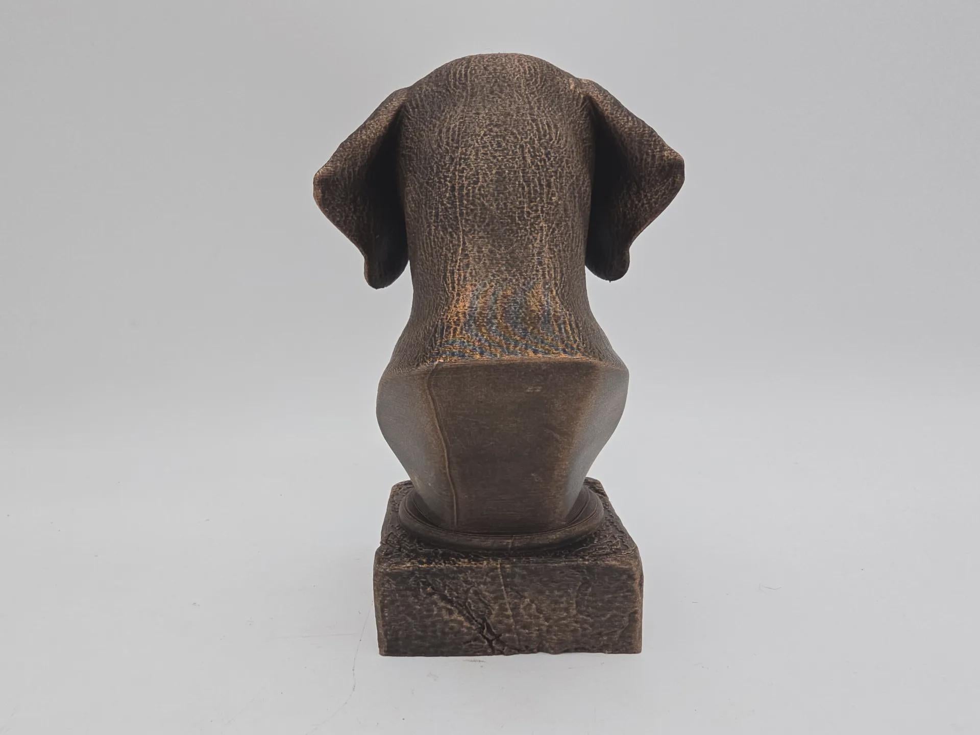 Bust of a Hungarian Vizsla Dog Statue - Home Decor Dog Lover Handpainted Ornament
