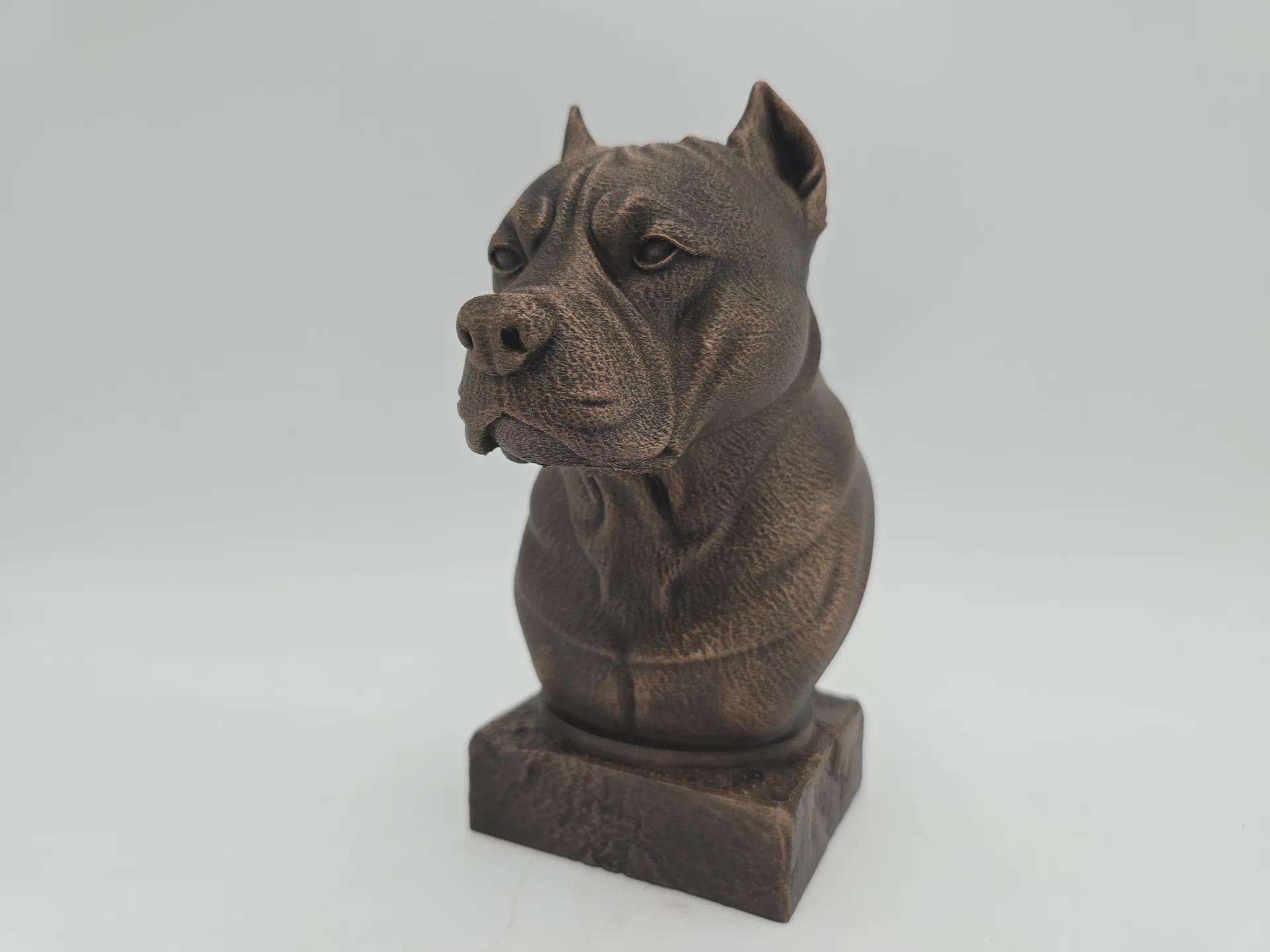 Büste einer Amstaff-Hundestatue - Wohndeko Hundeliebhaber handbemaltes Ornament
