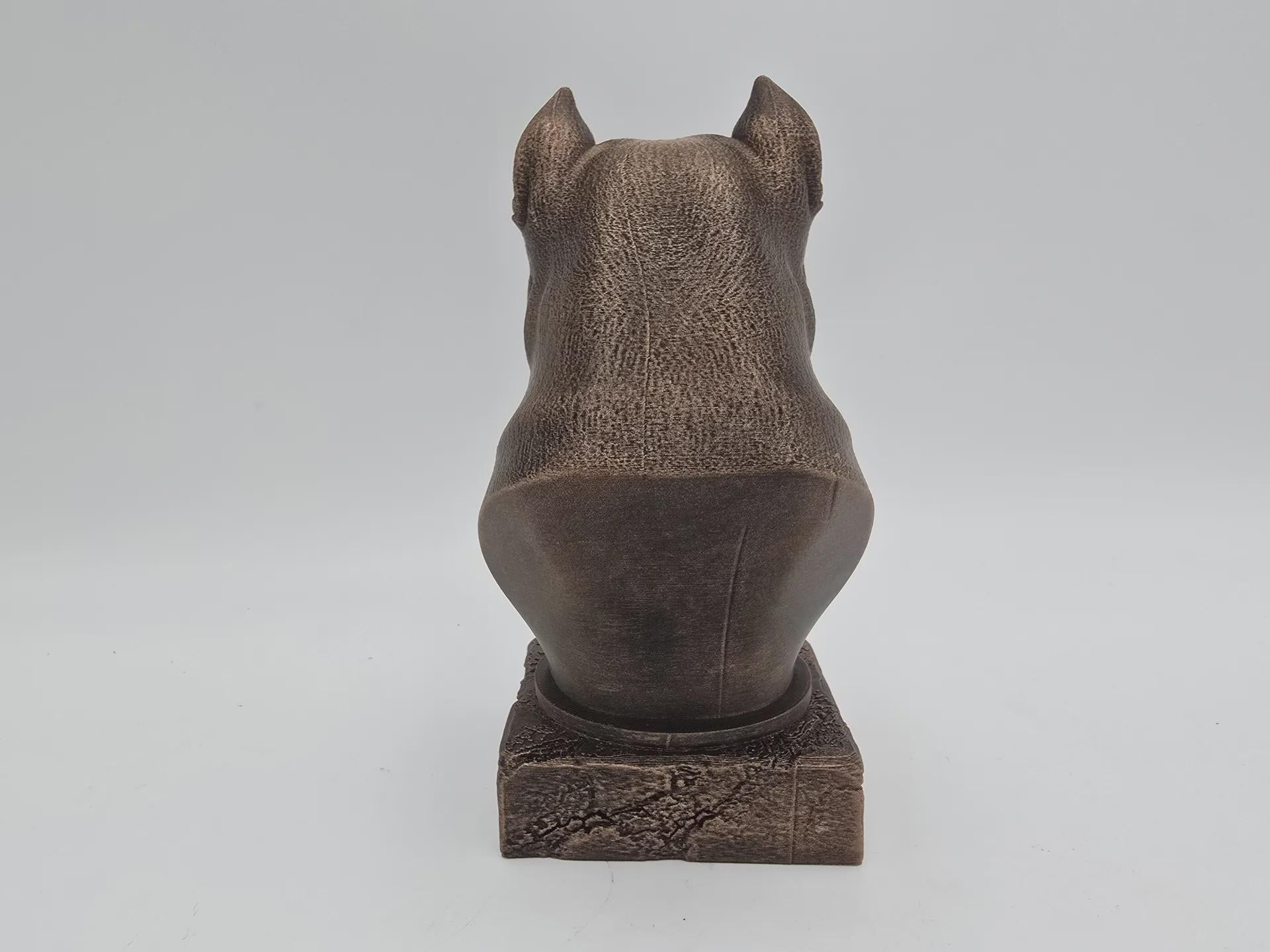 Büste einer Amstaff-Hundestatue - Wohndeko Hundeliebhaber handbemaltes Ornament