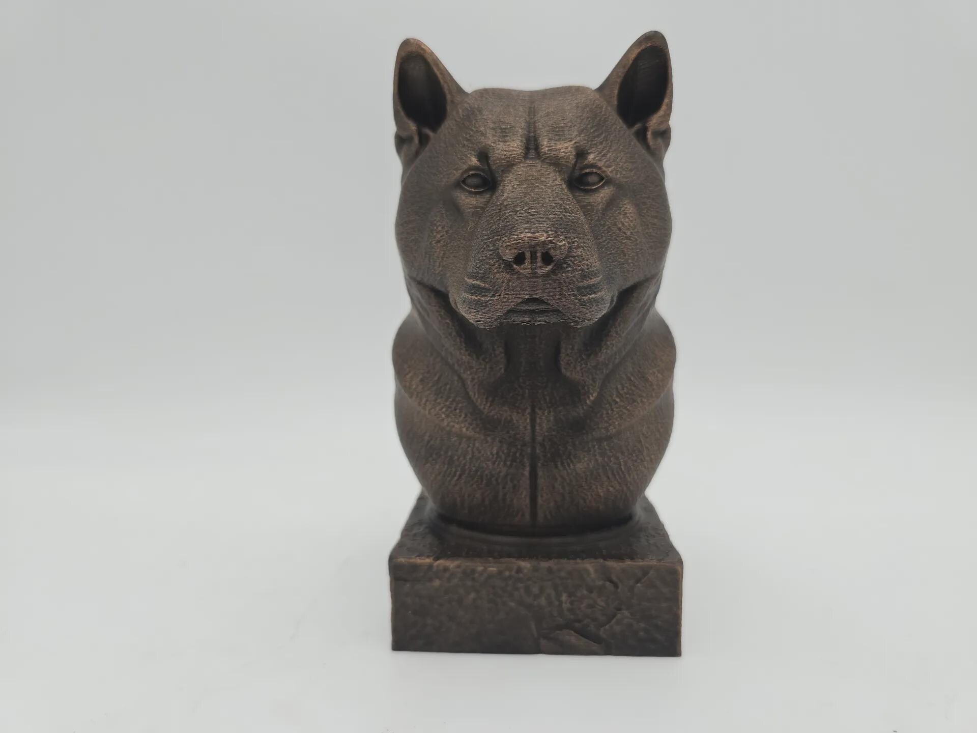 Büste einer Akita-Hundestatue - Wohndeko Hundeliebhaber handbemaltes Ornament