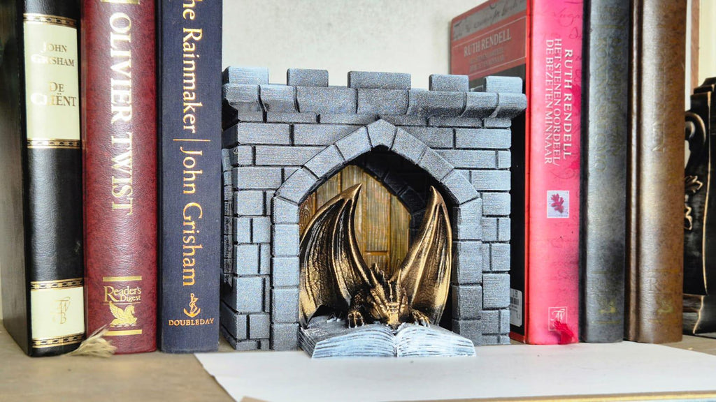 Drache im Schloss-Buch-Eckchen - Fantasy-Dekor-Geschenk für Sie und Ihn