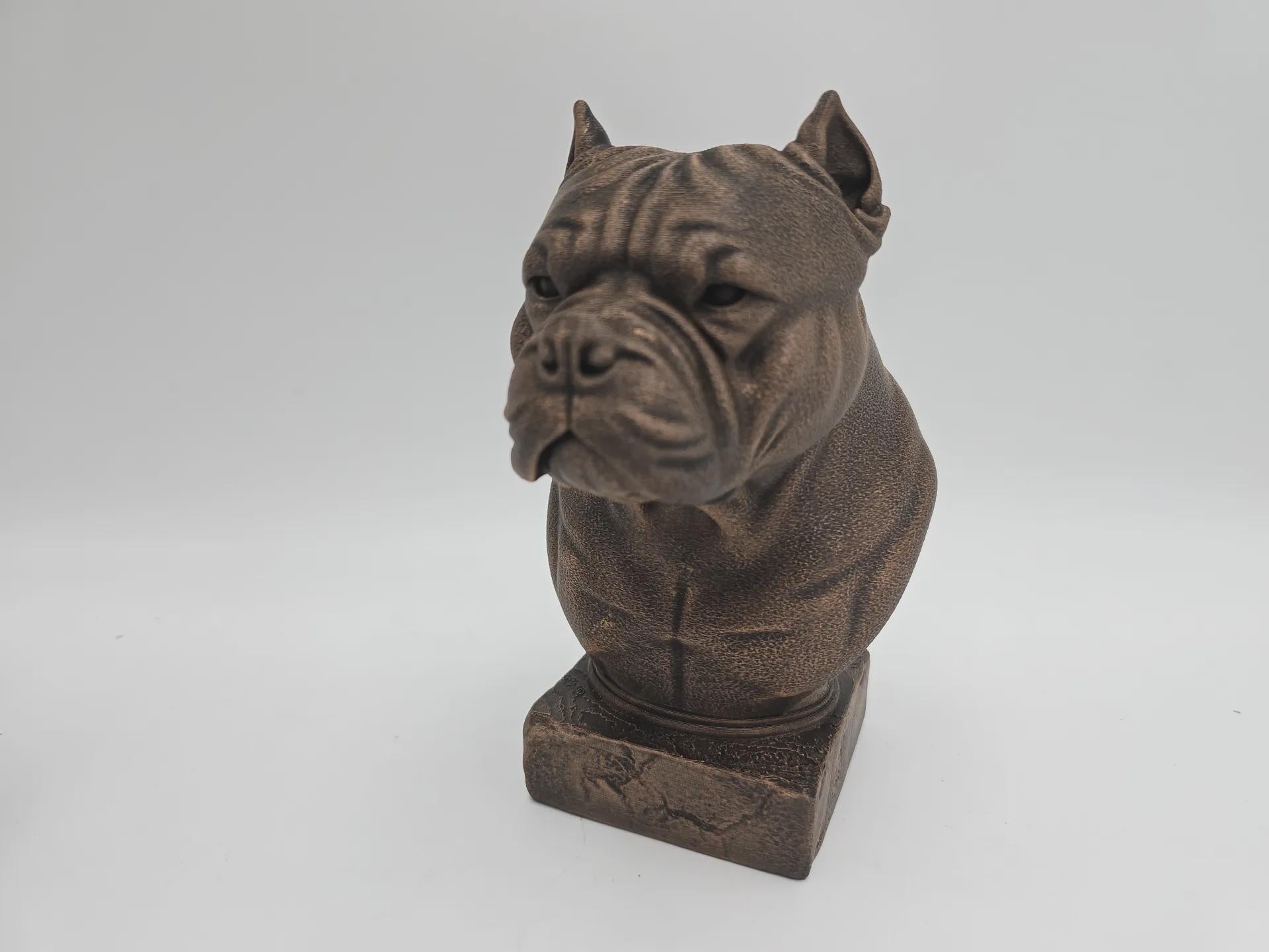 Büste einer American Bully-Hundestatue – handbemaltes Ornament für Hundeliebhaber