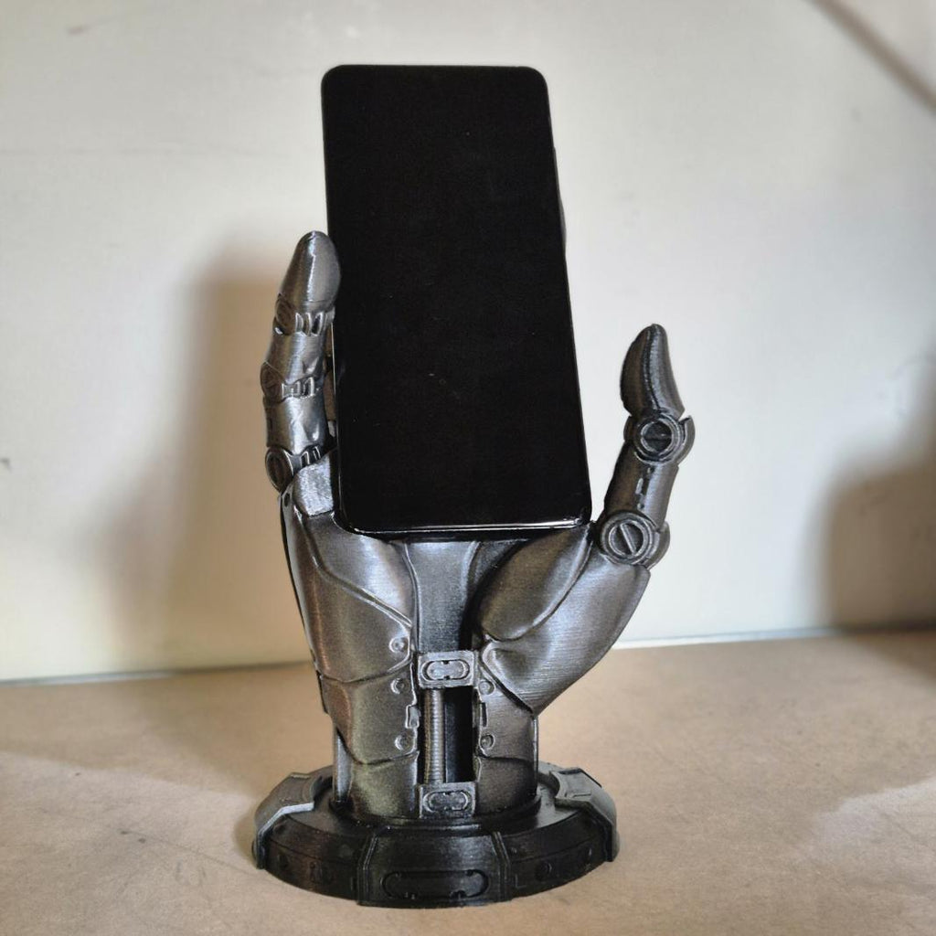 Robot hand phone holder: futuristic & functional mobile stand