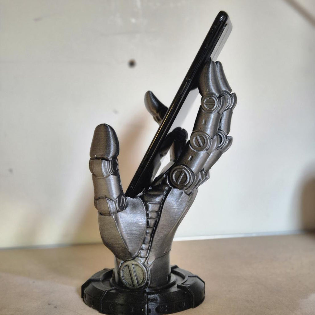Robot hand phone holder: futuristic & functional mobile stand