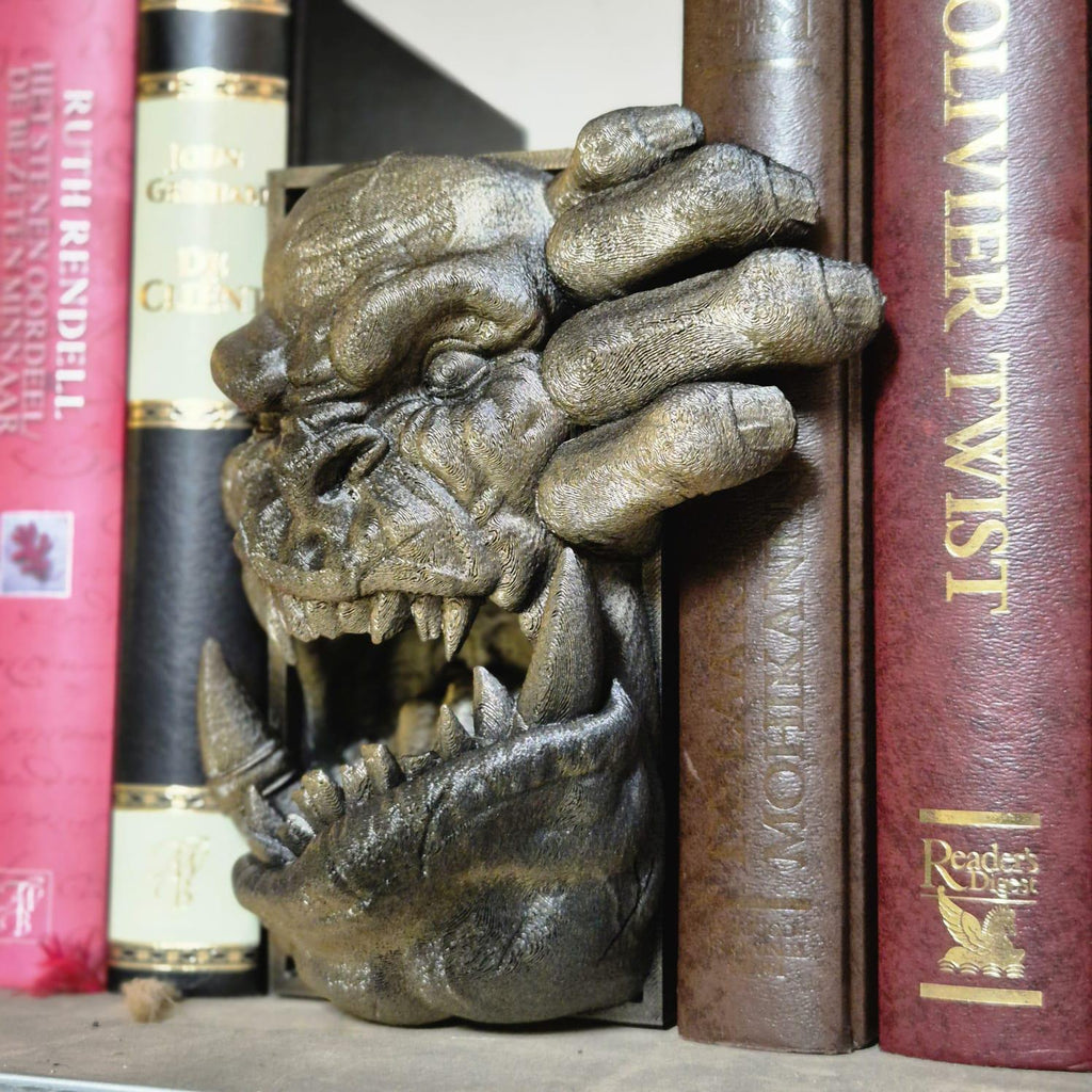 Orc Book Nook – 3D-gedruckter Ork-Krieger für Fantasy-Bücherregale