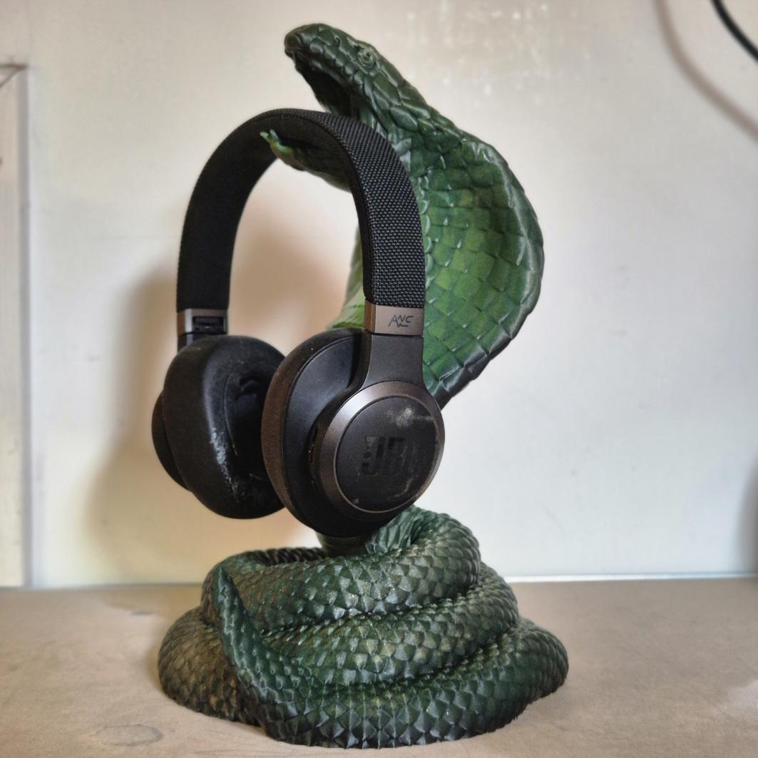 Cobra Black Premium Headphone Stand – sleek, modern, and stylish gift
