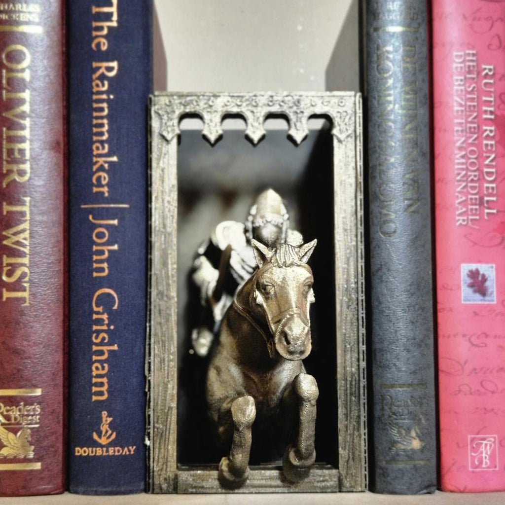 Ritter auf Pferd Buch Nook - 3D-gedrucktes mittelalterliches Fantasy-Dekor