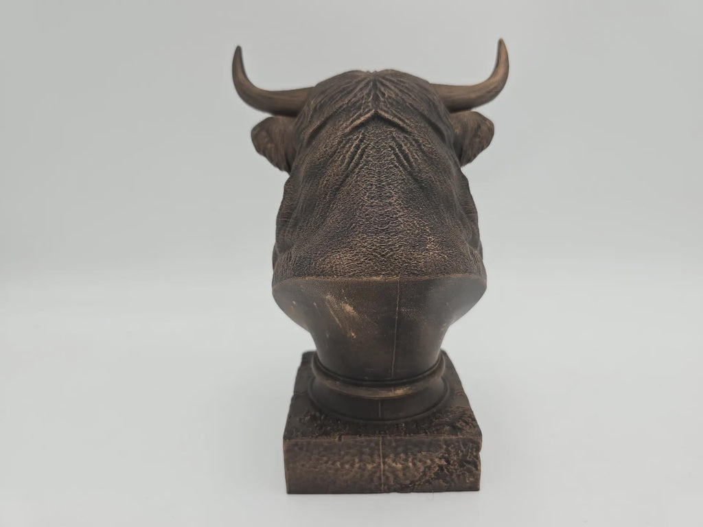 Büste einer Highland-Kuh-Statue – Wohndeko, Kuhliebhaber, handbemaltes Ornament