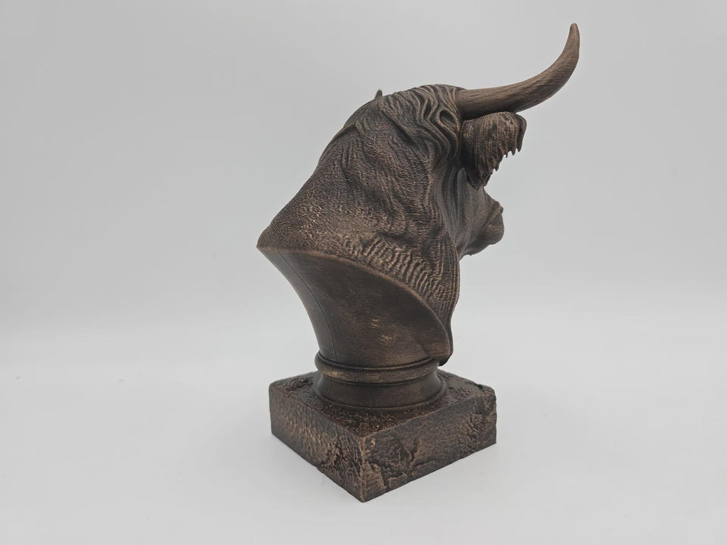 Büste einer Highland-Kuh-Statue – Wohndeko, Kuhliebhaber, handbemaltes Ornament