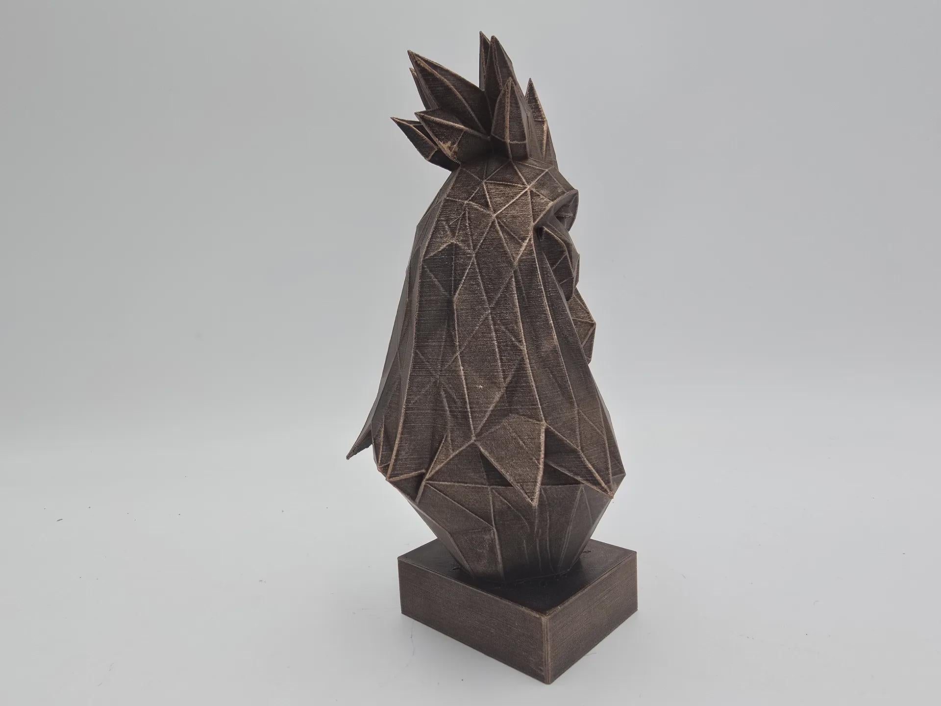 Büste einer Hahnstatue - handbemaltes Ornament für Wohndekorliebhaber