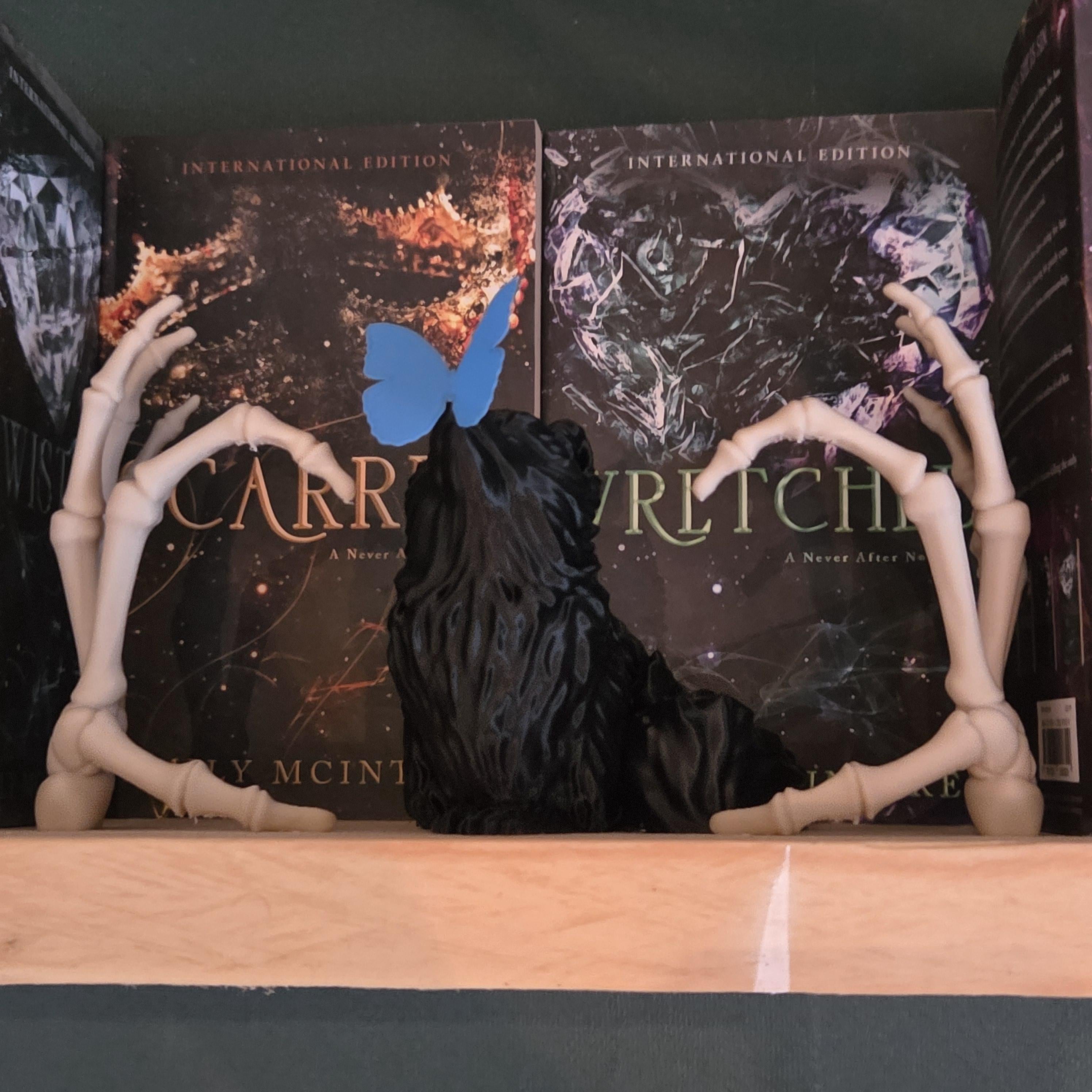 Skeleton Hands Heart Bookshelf decor | Gothic Book Decor | Dark Romance Bookshelf | Spooky Cute Skeleton Decor | Book Lover Gift