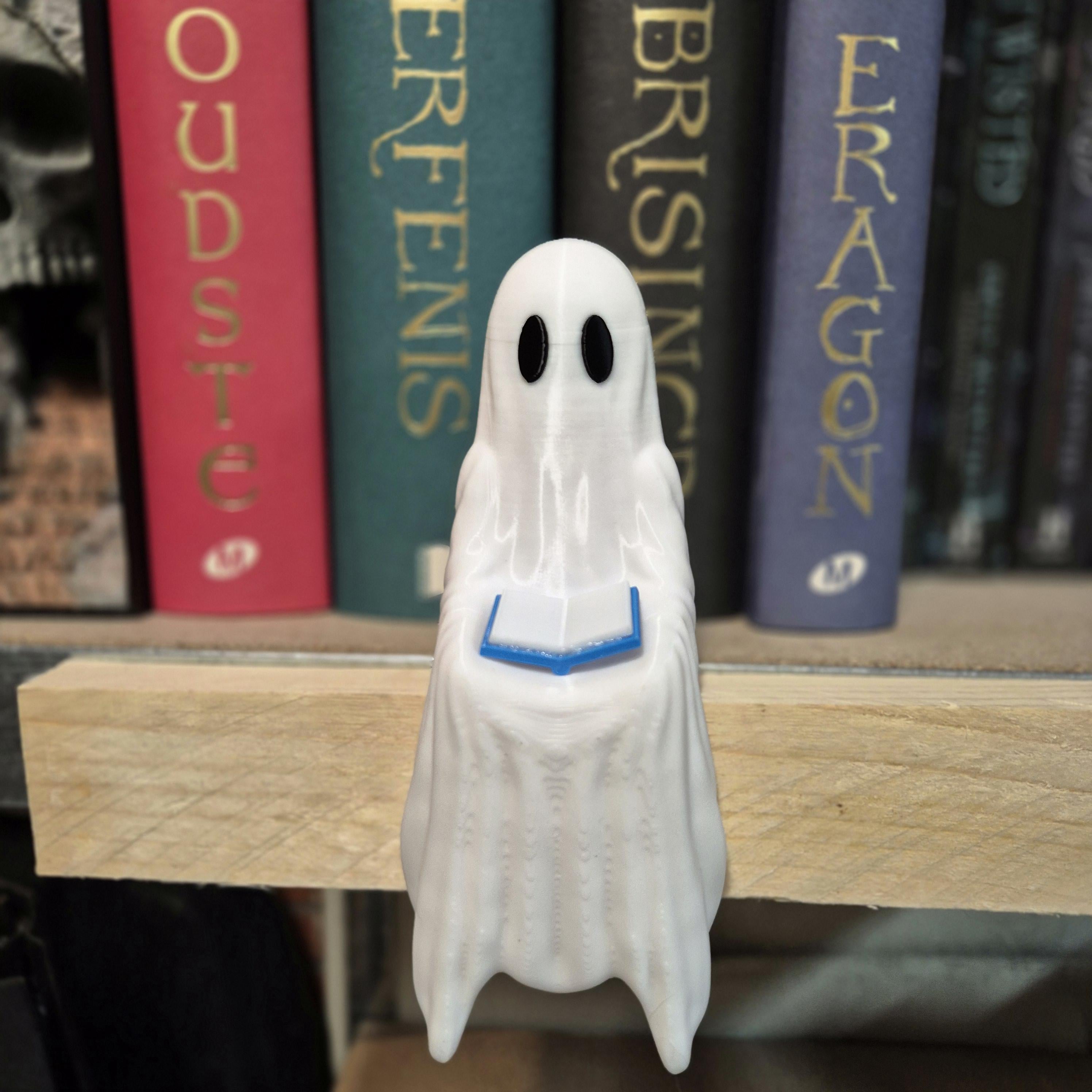 Reading Ghost Figurine | Fantasy Bookshelf Decor | Halloween Gift | Gothic Home Decoration | Cozy Reading Nook Accent | Book Lover Gift