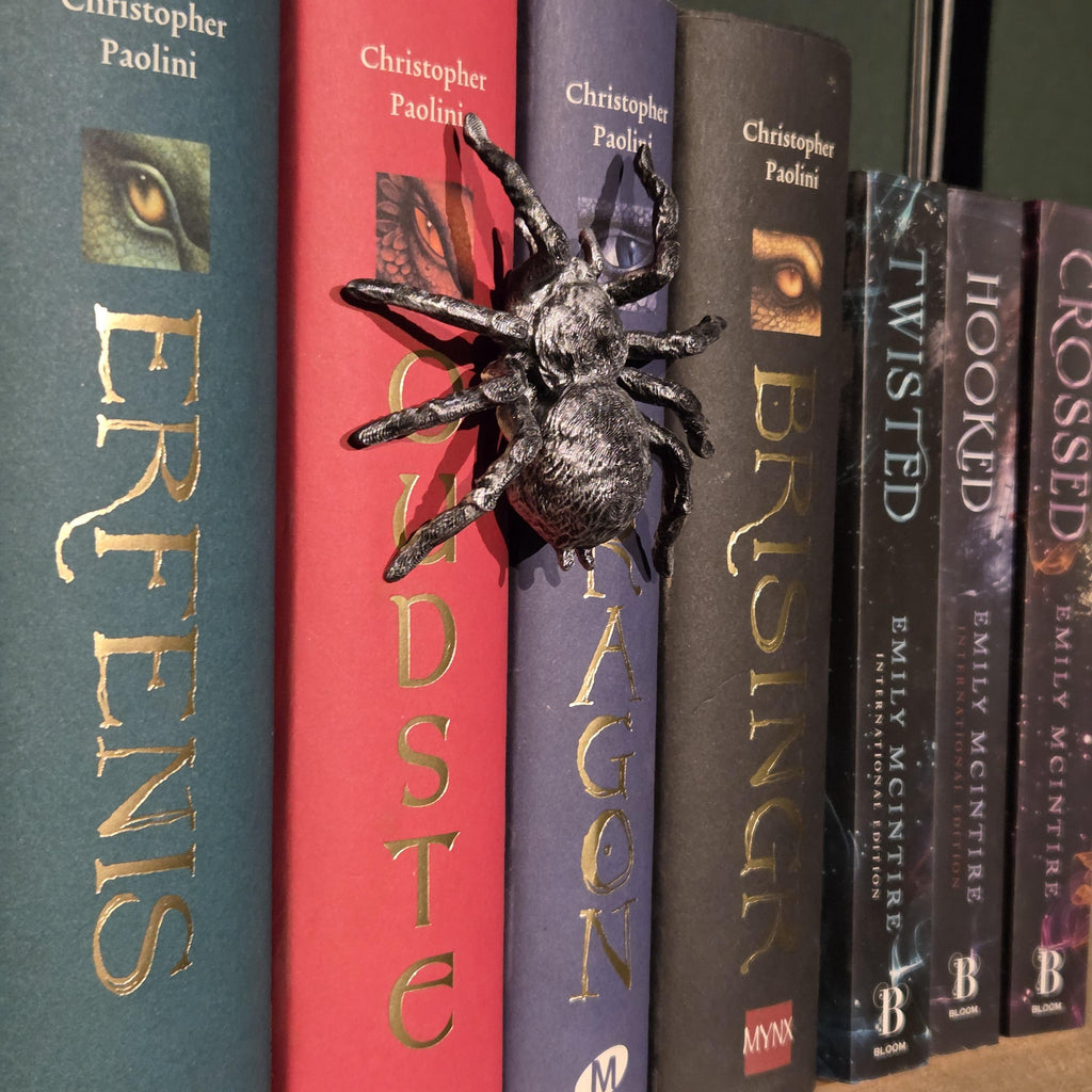 Bronze Spinne Wirbelsäulenumschlinger – Fantasy-Begleiter, der sich um den Buchrücken wickelt | Fantasy-Bücherregalwächter