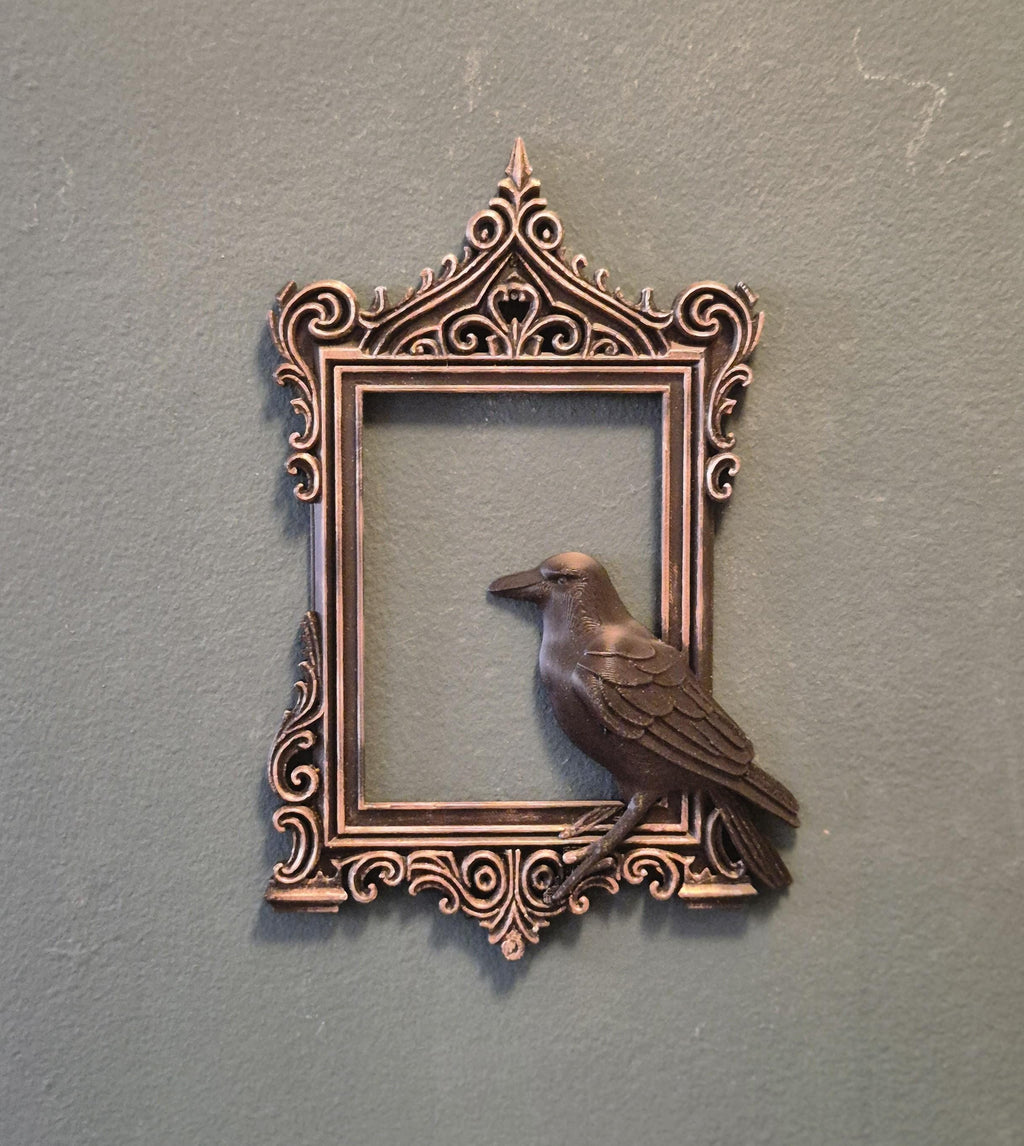 Raben-Gothic-Bilderrahmen | Krähen-Wanddekoration | Dark Academia-Rahmen | Halloween-Vogelkunst | Okkulte Raben-Heimdekoration