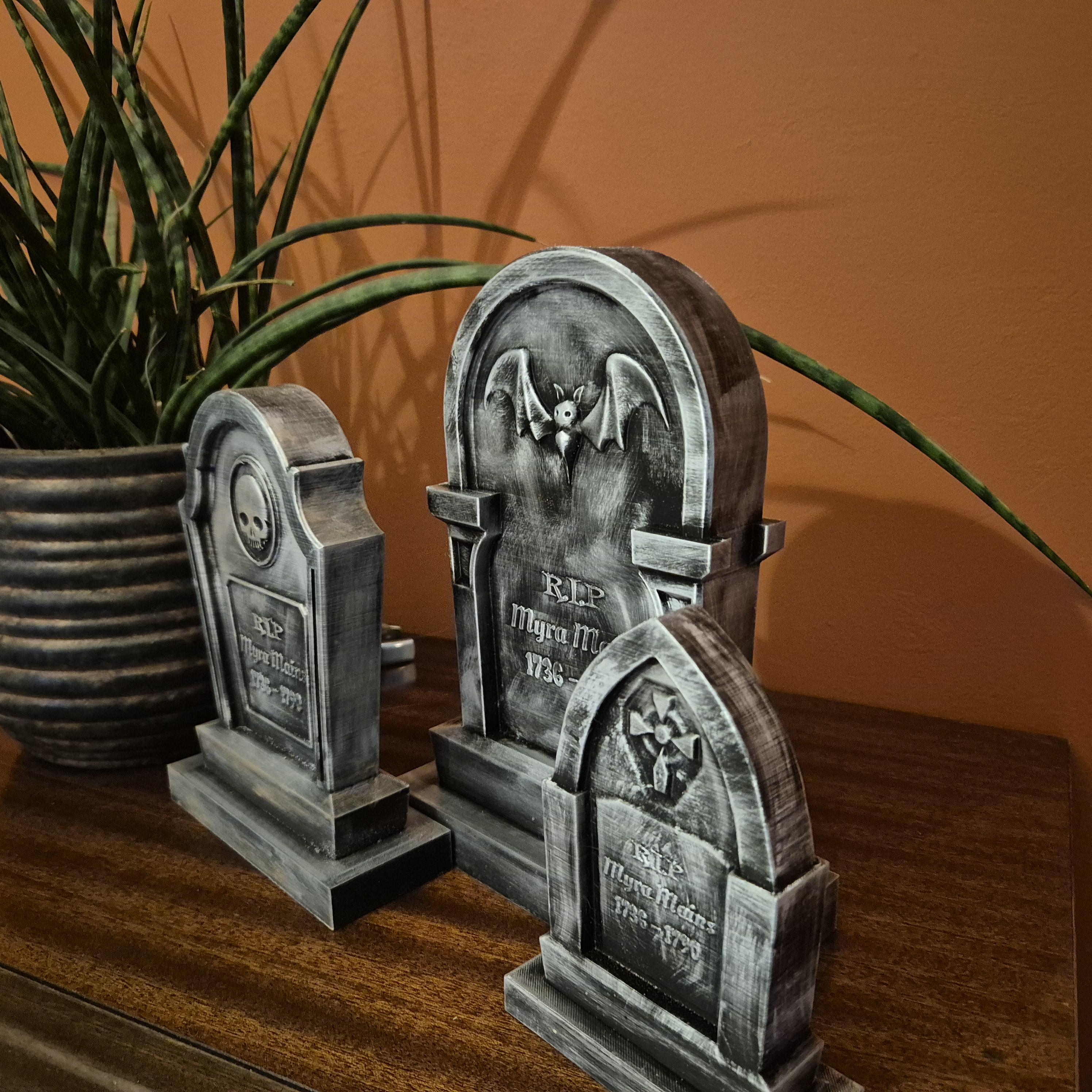 Personalisierter Halloween Grabstein – Personalisierte Grabsteindekoration – Dark Academia – Gruseliges Gothic Dekor – Spukhaus Requisite
