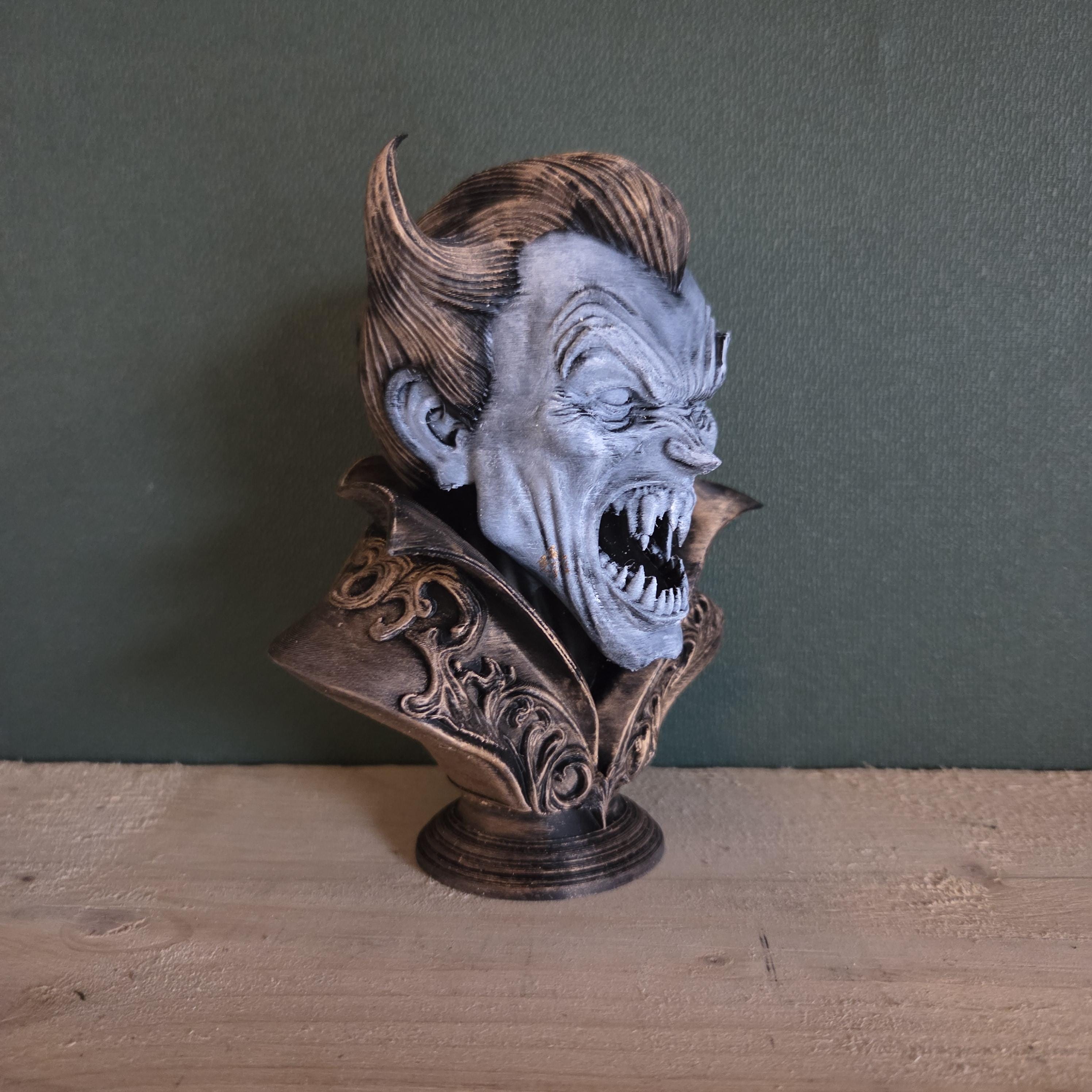 Vampirdämonenbüste – gehörnte Fantasy-Skulptur mit verziertem Kragen – handgemachte gotische Display-Statue