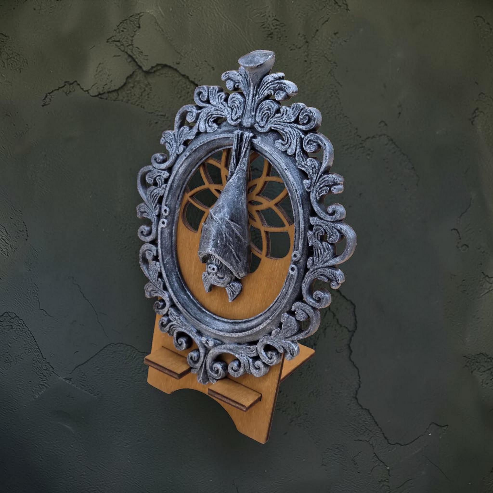 Bat wall ornament in gothic frame | dark halloween wall decor