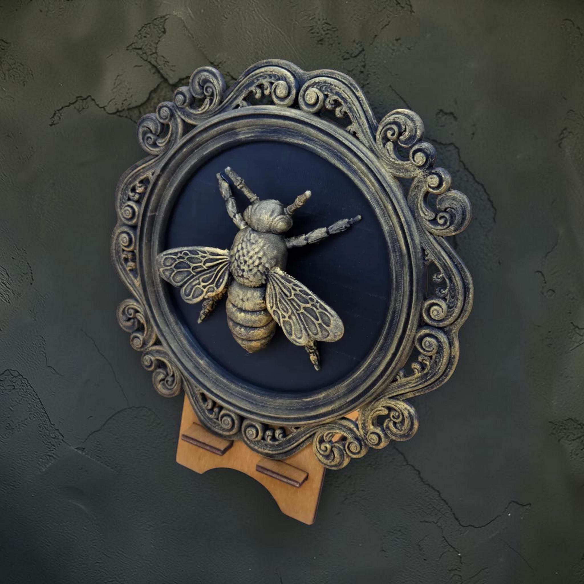 Bee wall plaque in ornate frame | vintage insect wall decor