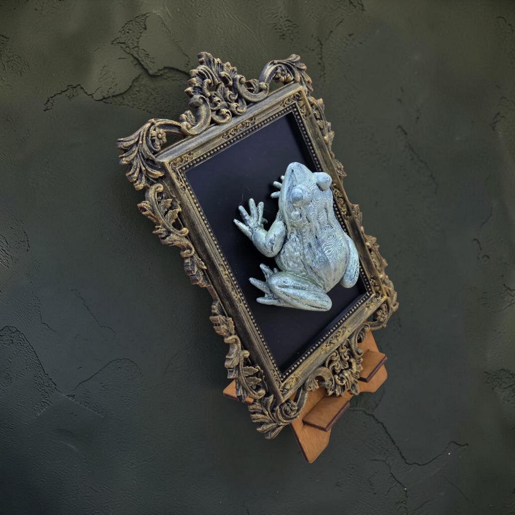 Frog wall plaque in baroque frame | whimsical nature wall decor