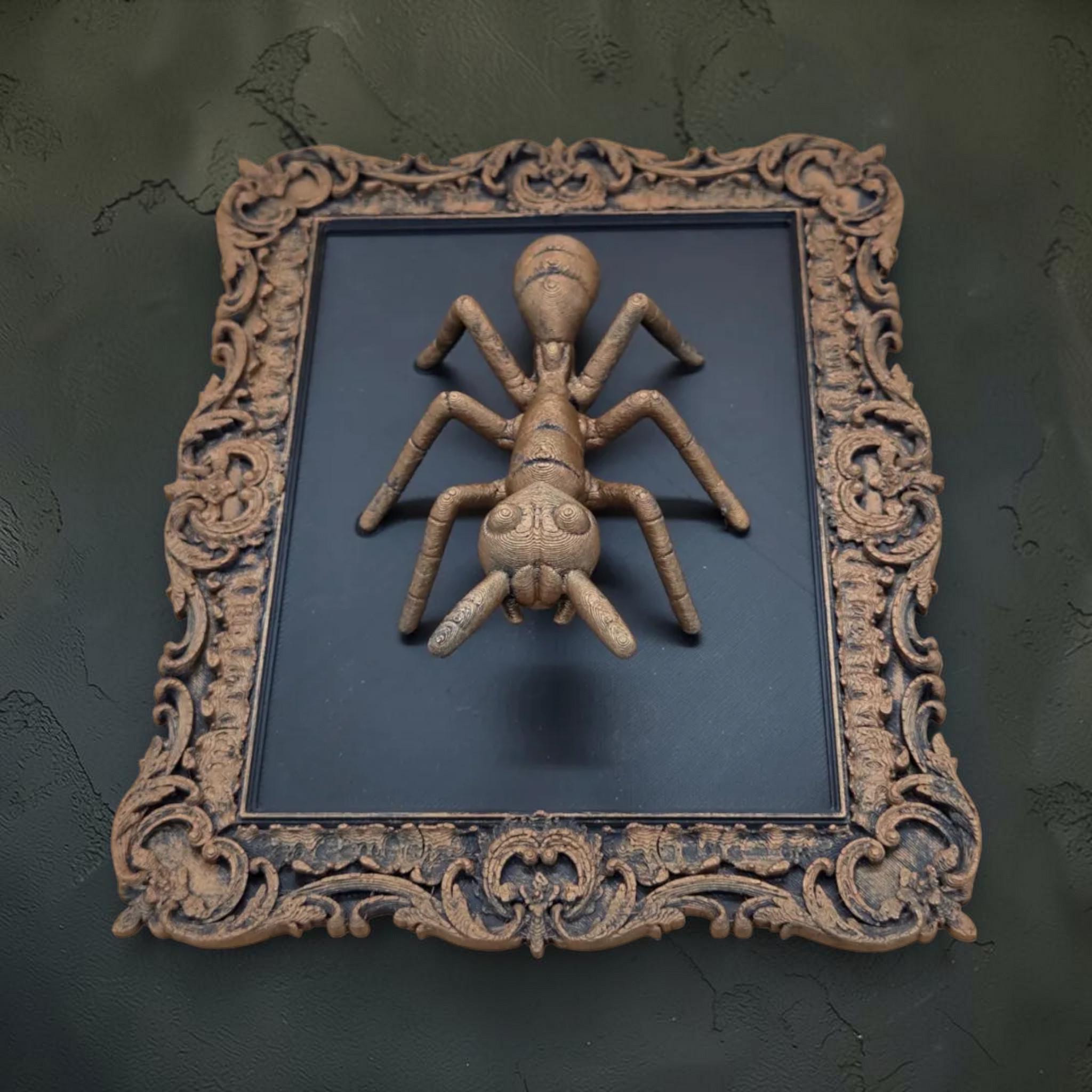 Muurplaquette met mieren in sierlijke lijst | insect curiosa wanddecoratie