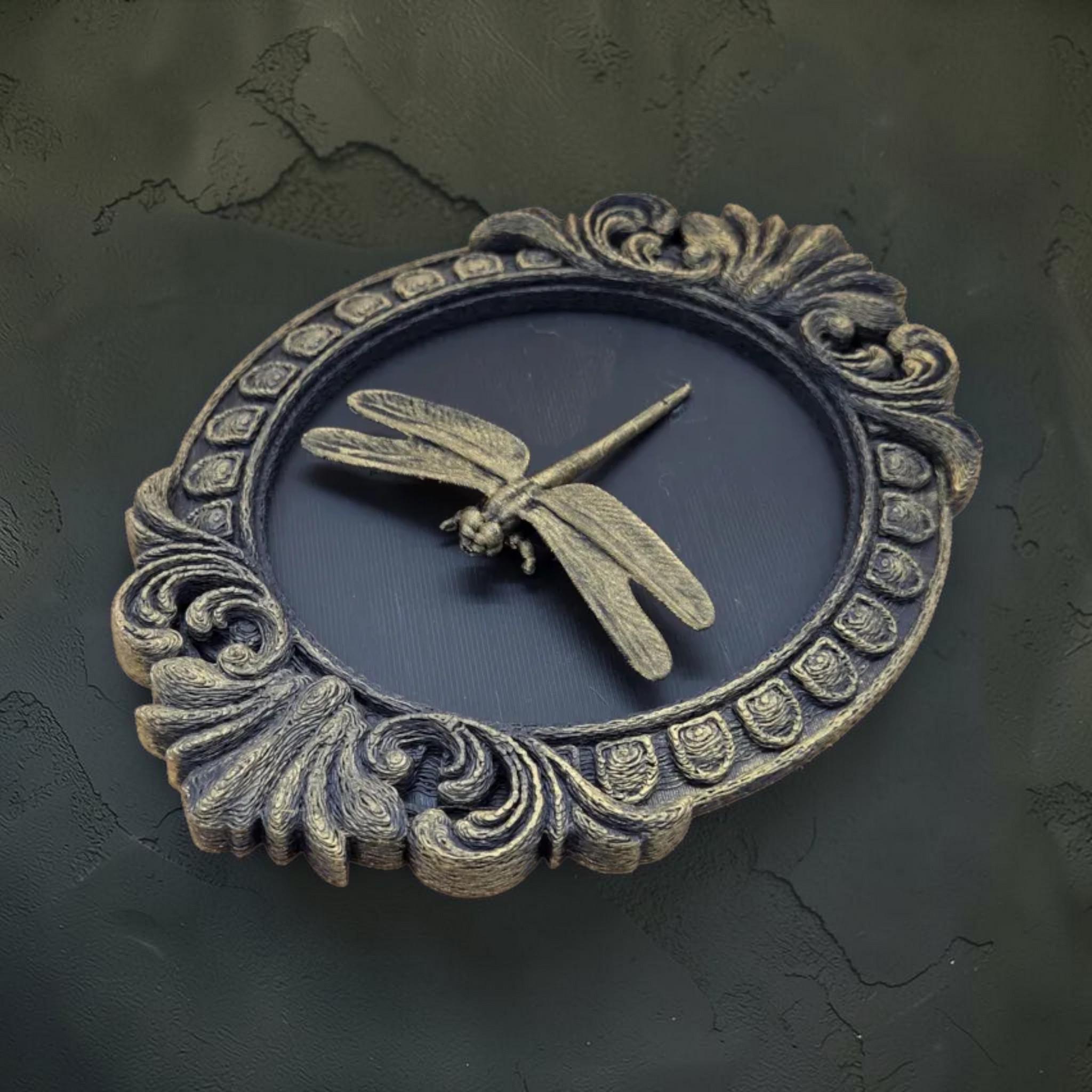 Dragonfly wall plaque in baroque frame | nature-inspired wall decor