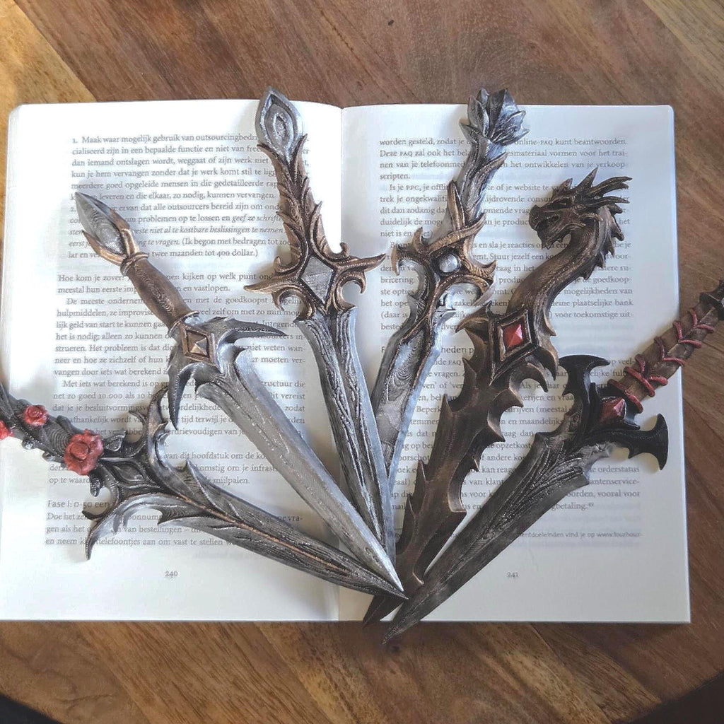 Fantasy Decorative Dagger Set – Dark Romantasy Bookshelf Decor, Gothic Shelf Prop, Bookish Fantasy Relic, Decorative Dagger for Readers