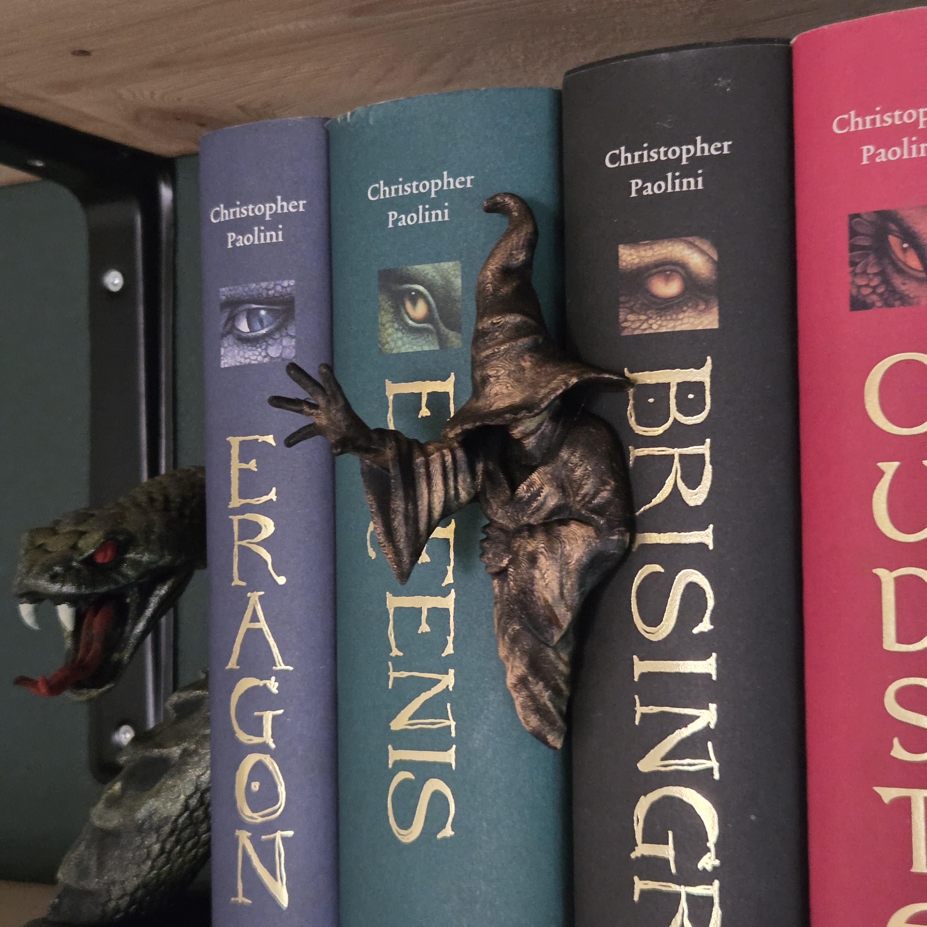 Fantasy Witch Book Hugger – Magical Bookshelf Decor | Witch Shelf Companion | Book Nook Accessory | Gift for Fantasy Book Lovers