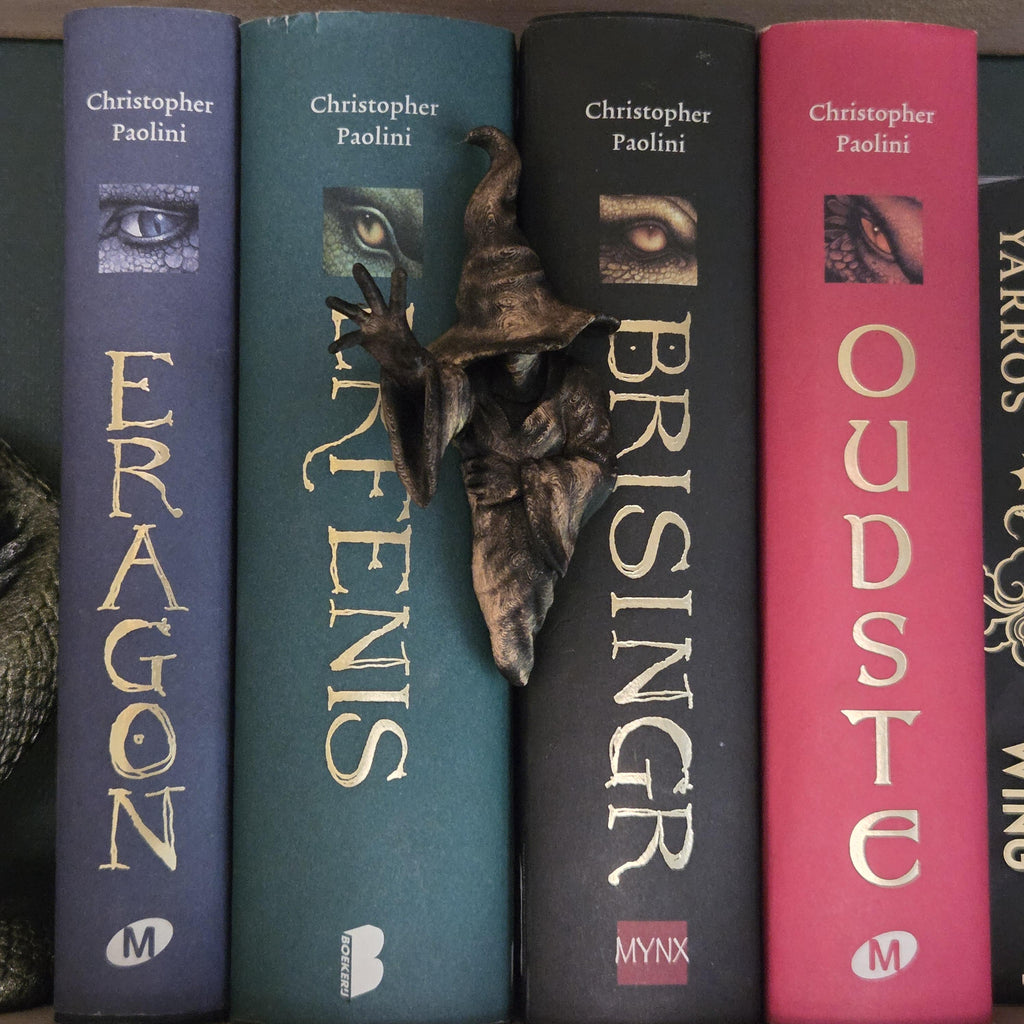 Fantasy Witch Book Hugger – Magical Bookshelf Decor | Witch Shelf Companion | Book Nook Accessory | Gift for Fantasy Book Lovers