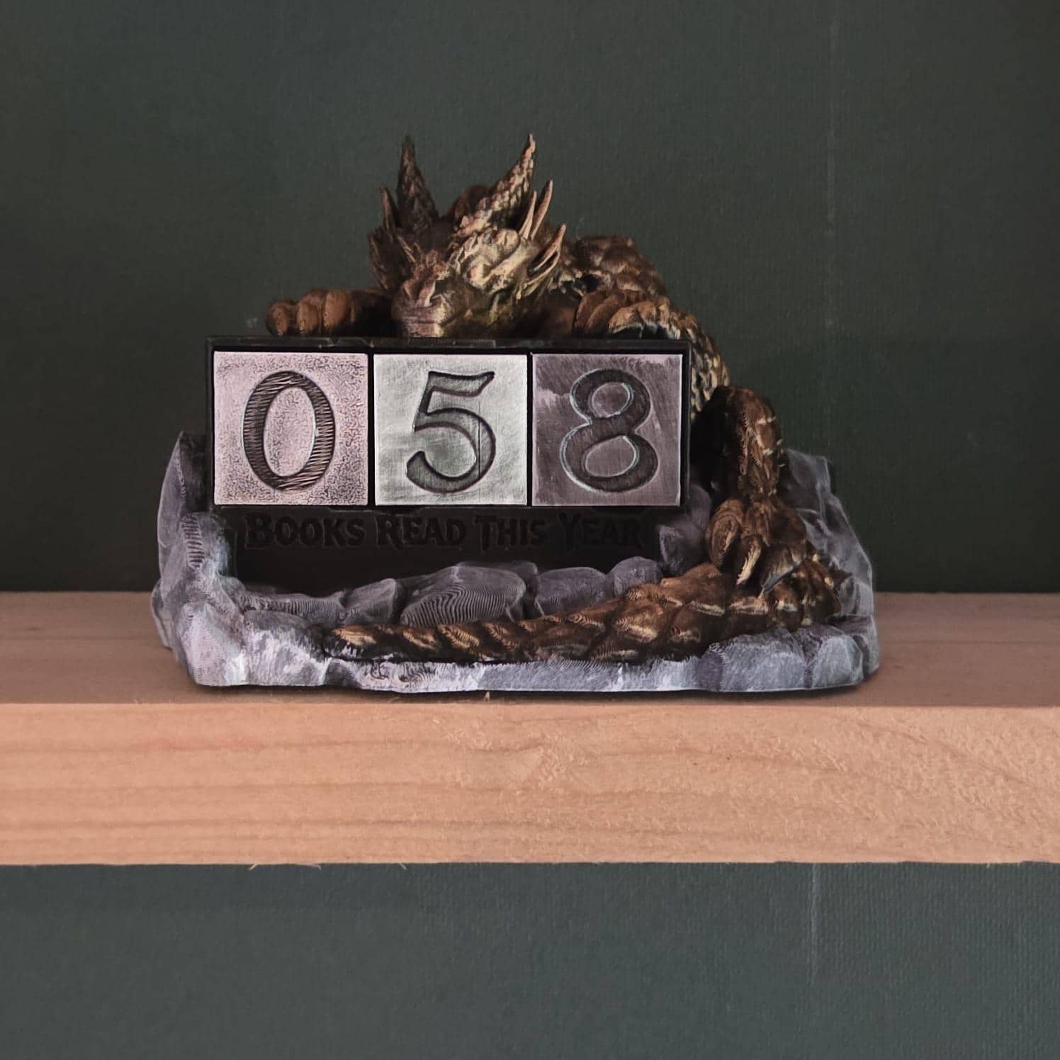 Dragon Reading Tracker | Fantasy Books Read Counter | Dragon Bookish Shelf Decor | Book Lover Gift | Reading Goal Tracker