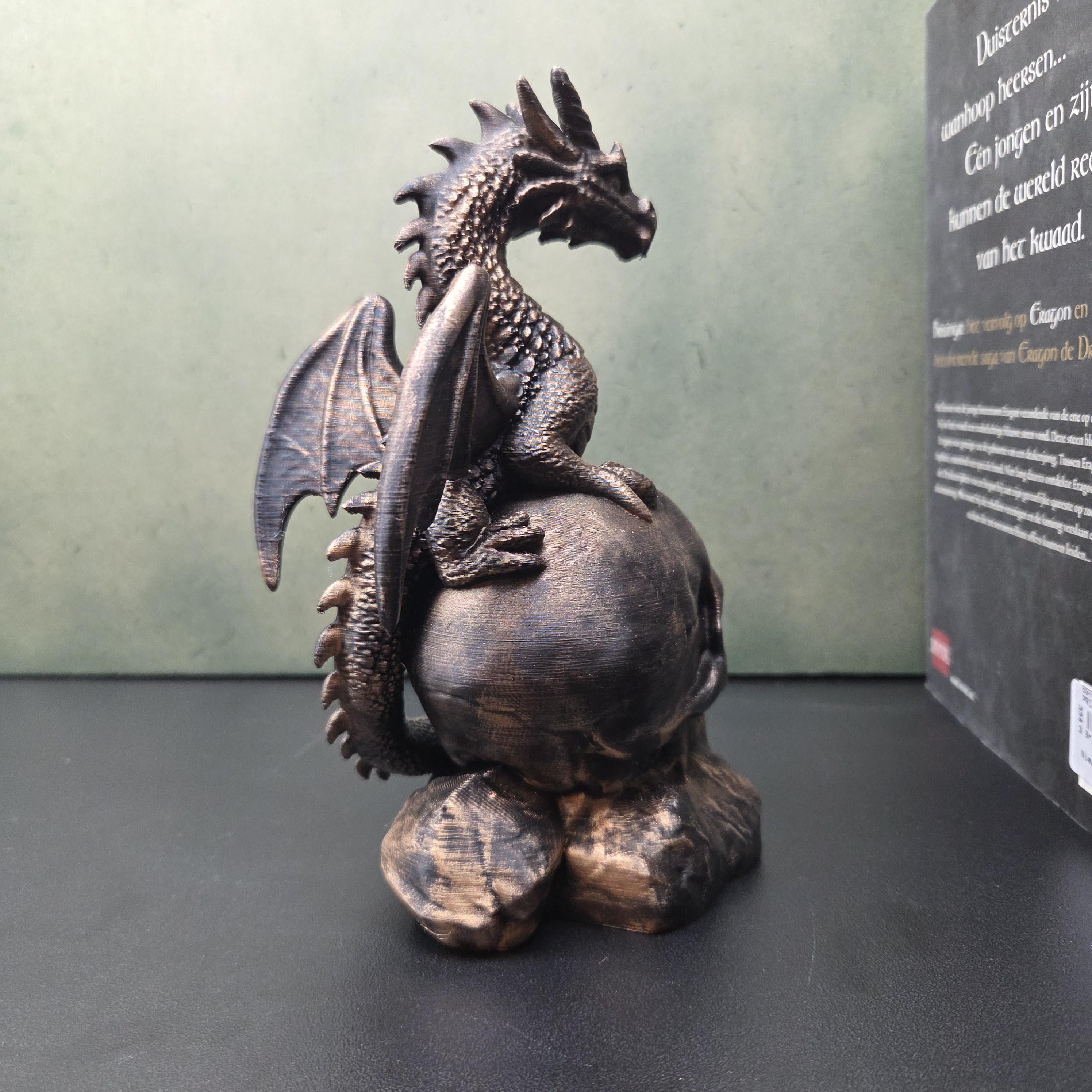 Dragon on Skull Statue | Gothic Dragon Decor | Skull Sculpture | Dark Fantasy Decor | Dragon Lover Gift | Dark Academia Ornament