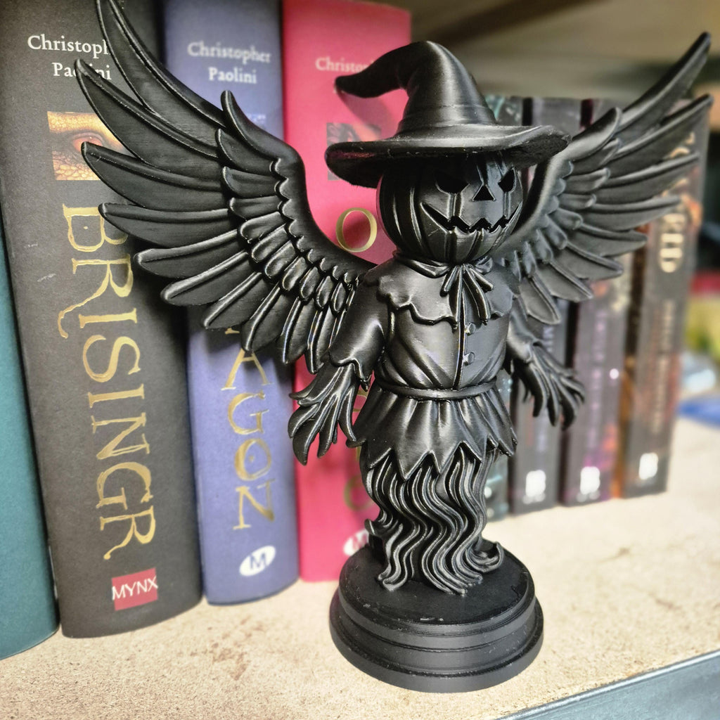 Scarecrow Black Winged Figurine - bookshelf decor – Halloween / Gothic Home Decoration