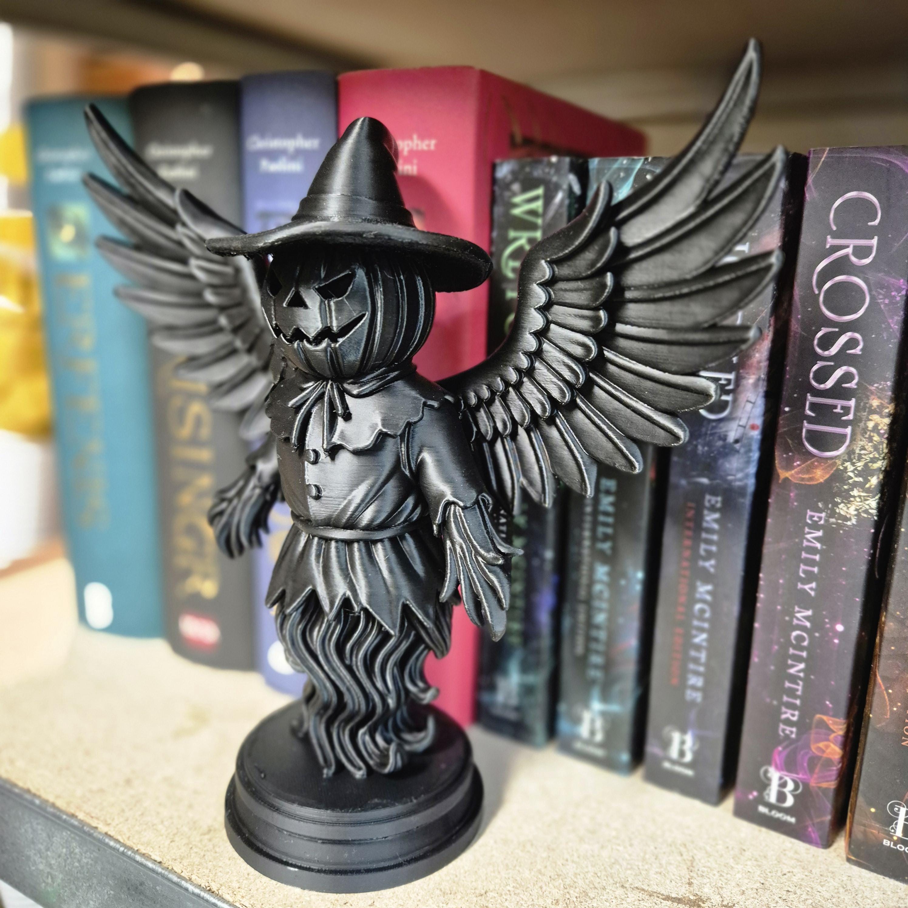 Scarecrow Black Winged Figurine - bookshelf decor – Halloween / Gothic Home Decoration