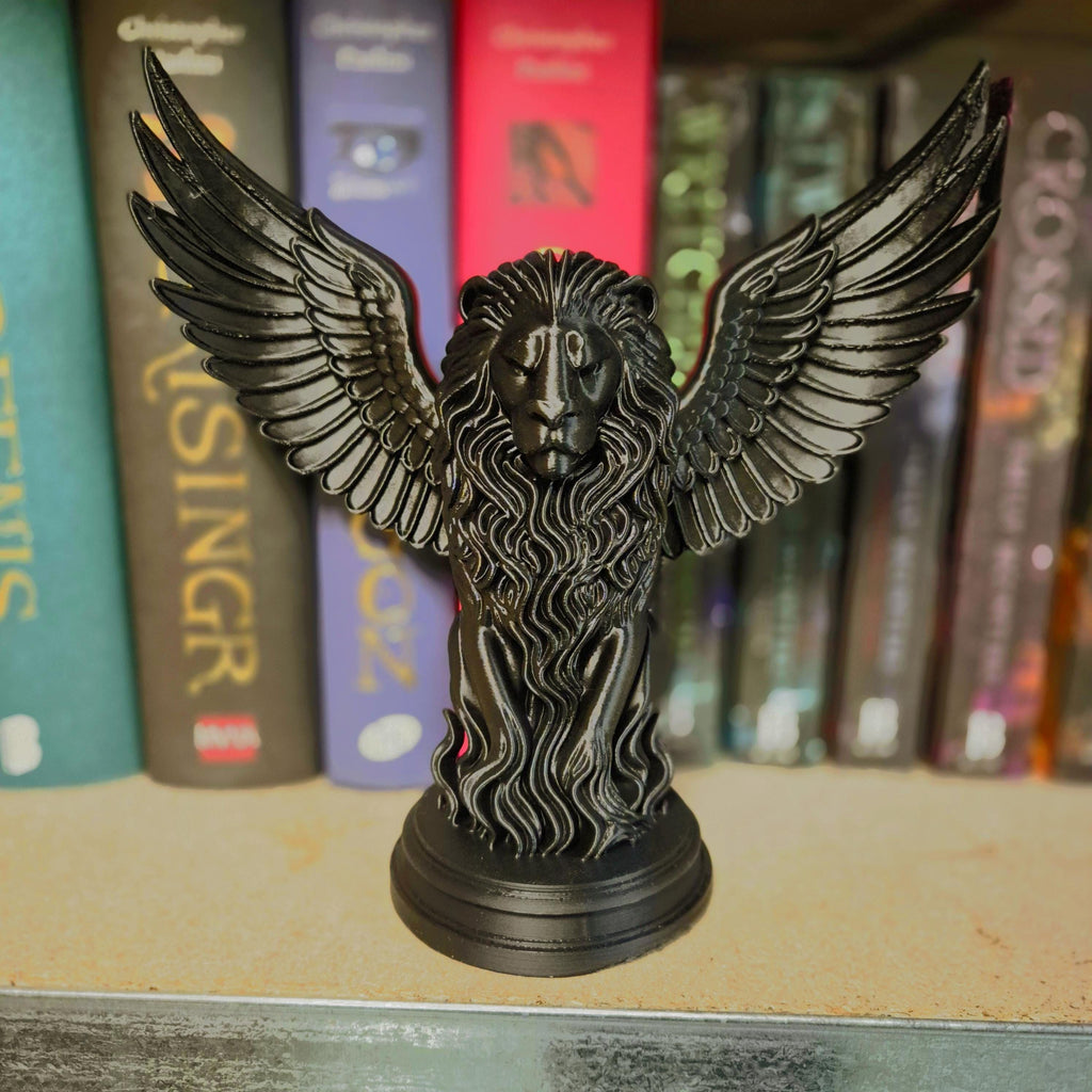 Black Winged Lion Figurine - bookshelf decor – Mythical Creature / Gothic Decor