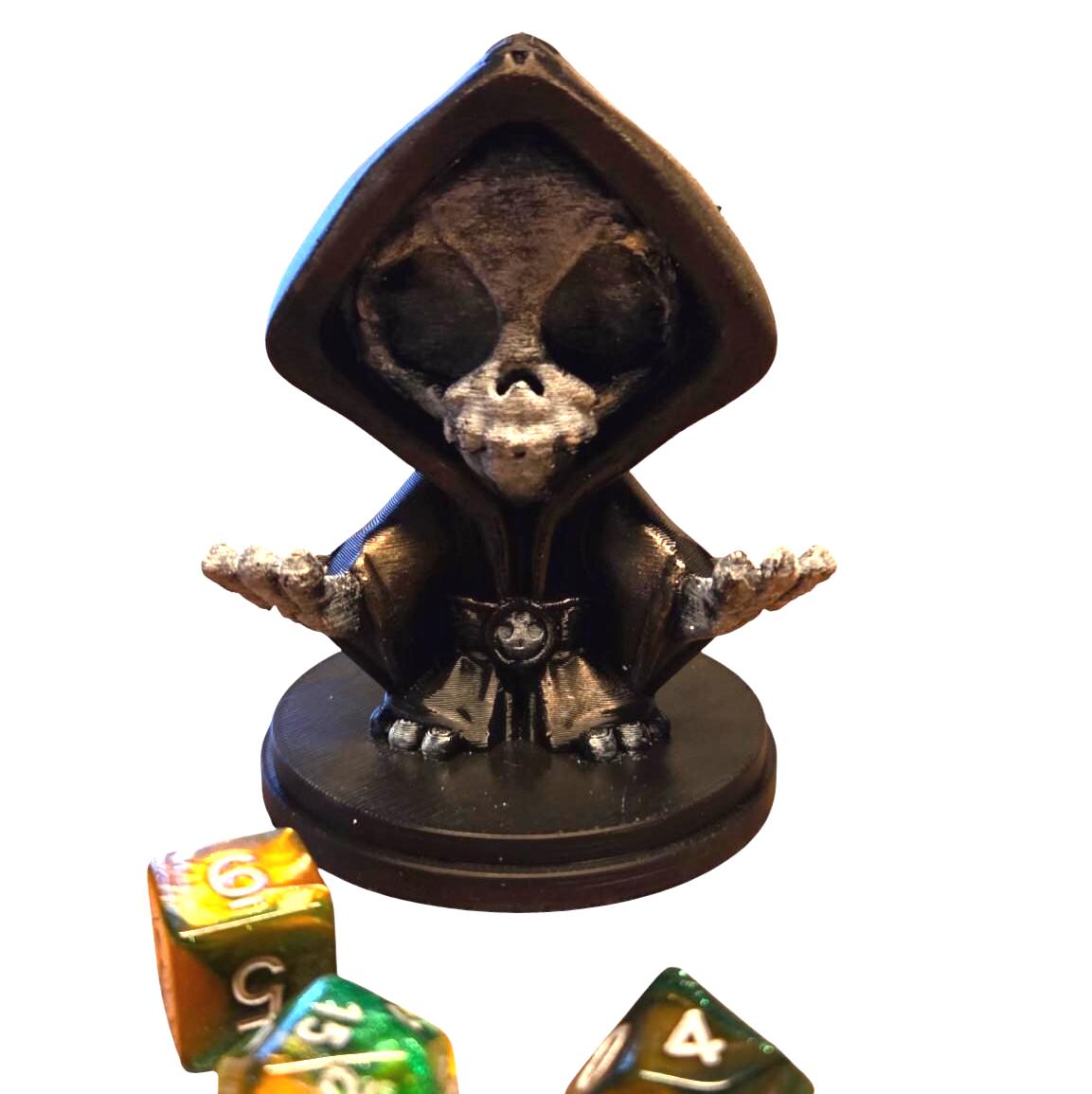 Grim Reaper Dice Holder – Death Dice Guardian for DnD & Tabletop RPGs – Gothic Dice Display – Dungeon Master Accessory