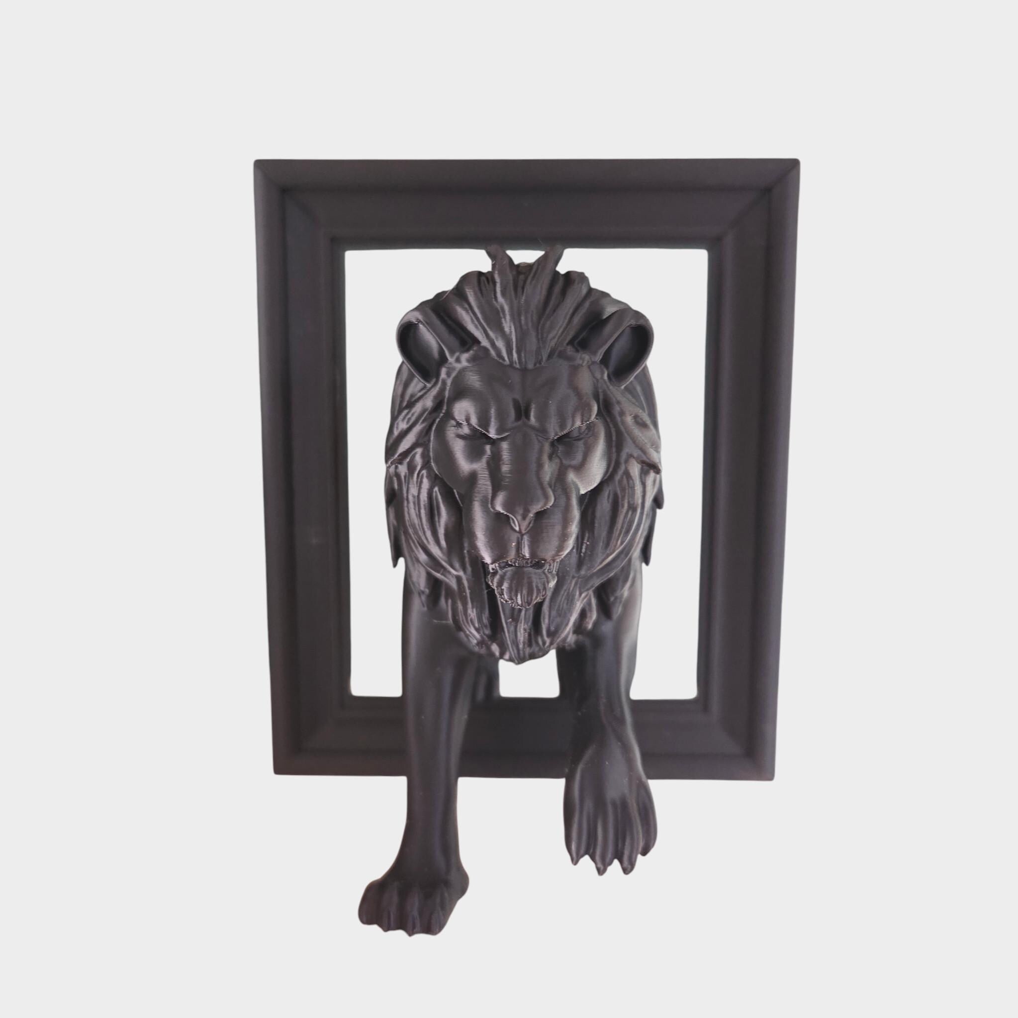 Lion Breaking Through Frame Sculpture – 3D Wall Art Lion – Bold Symbolic Decor – Gothic & Modern Interior Accent