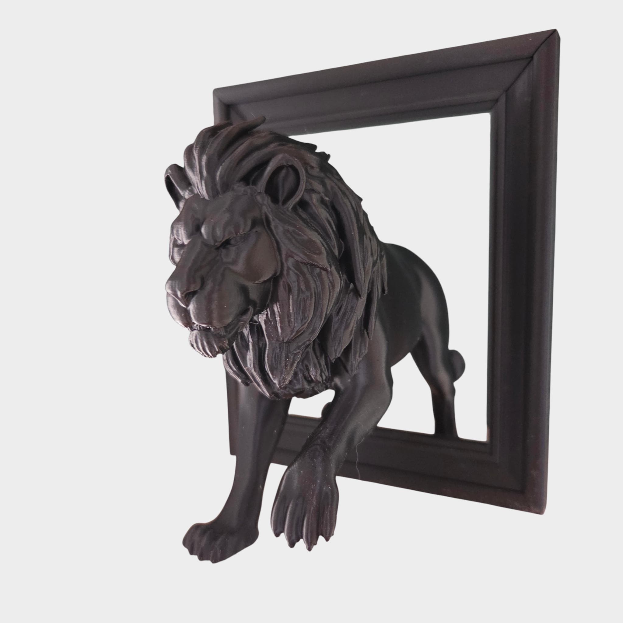 Lion Breaking Through Frame Sculpture – 3D Wall Art Lion – Bold Symbolic Decor – Gothic & Modern Interior Accent