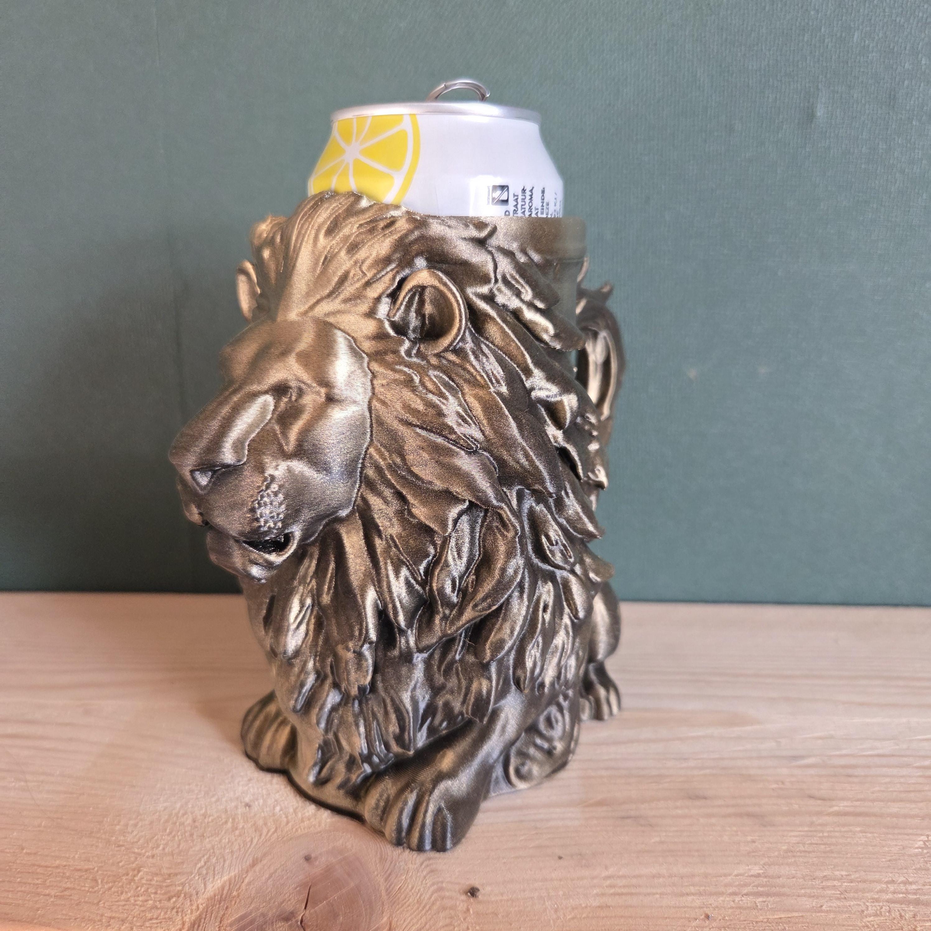 Lion Can Holder Mug – Fantasy Tankard for 330 ml and 500 ml (12 oz / 16–16.9 oz) Cans | Perfect for DND and Tabletop Gaming
