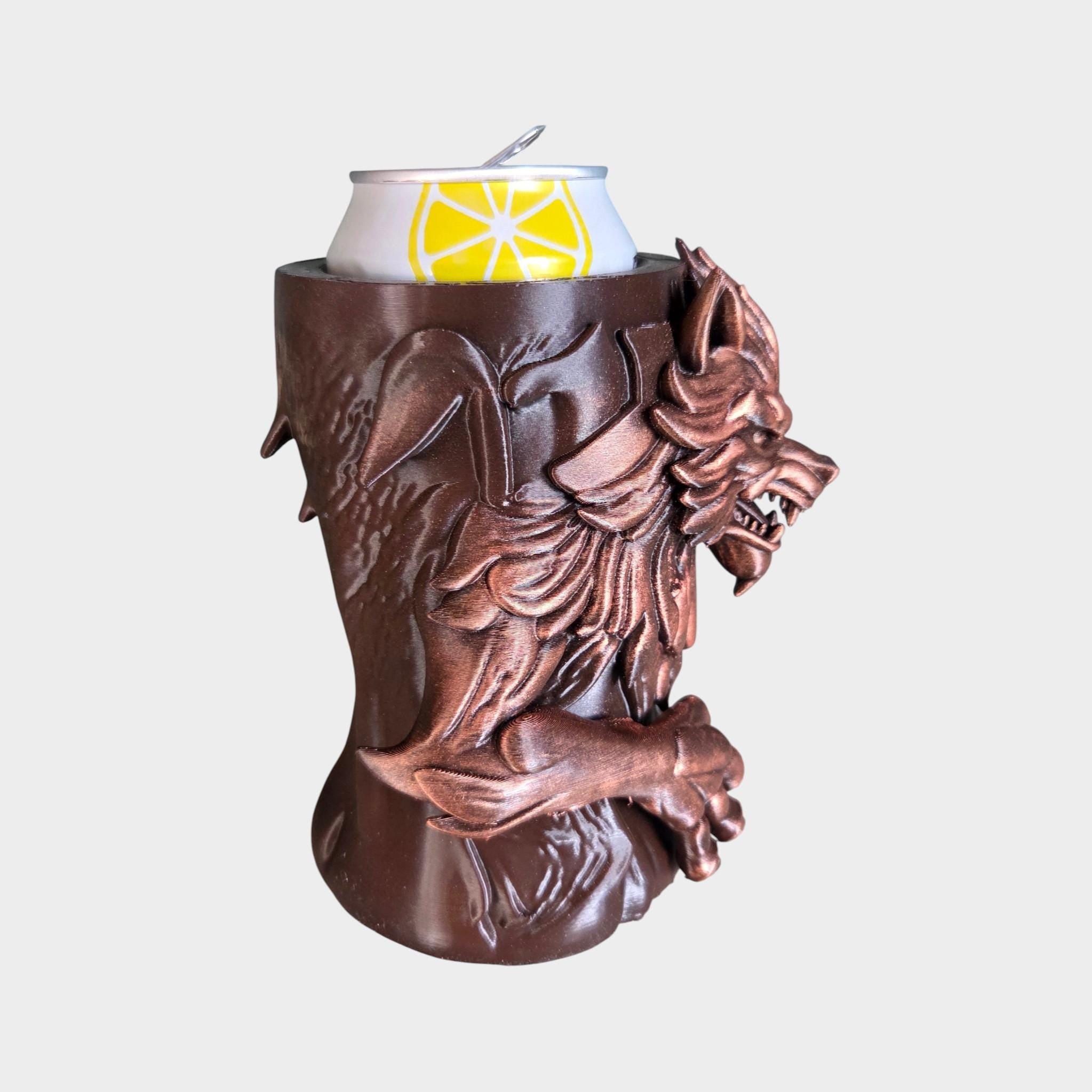 Wolf Can Holder Mug – Fantasy Tankard for 330 ml and 500 ml (12 oz / 16–16.9 oz) Cans | Perfect for DND and Tabletop Gaming