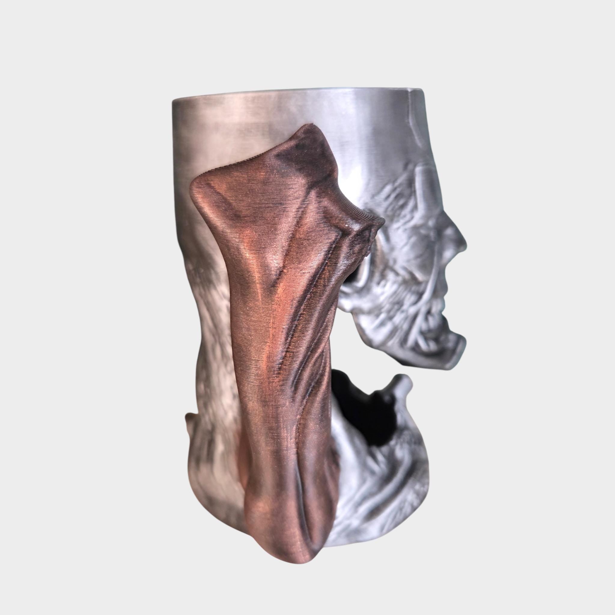 Zombie Can Holder Mug – Fantasy Tankard for 330 ml and 500 ml (12 oz / 16–16.9 oz) Cans | Perfect for DND and Tabletop Gaming
