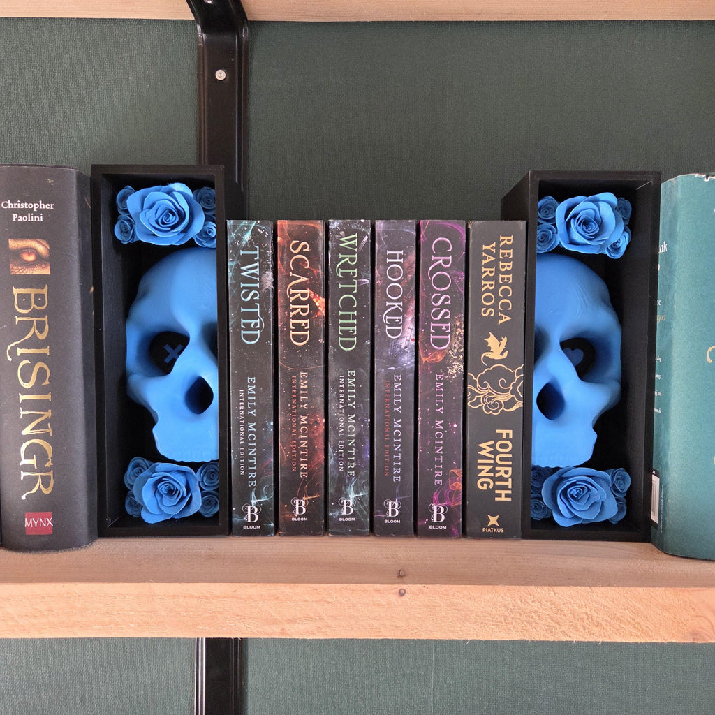 Blue lights out Skull Bookends with Roses – Gothic Bookshelf Decor – 3D Printed Skull Book Accessories – Dark Academia Home Decor