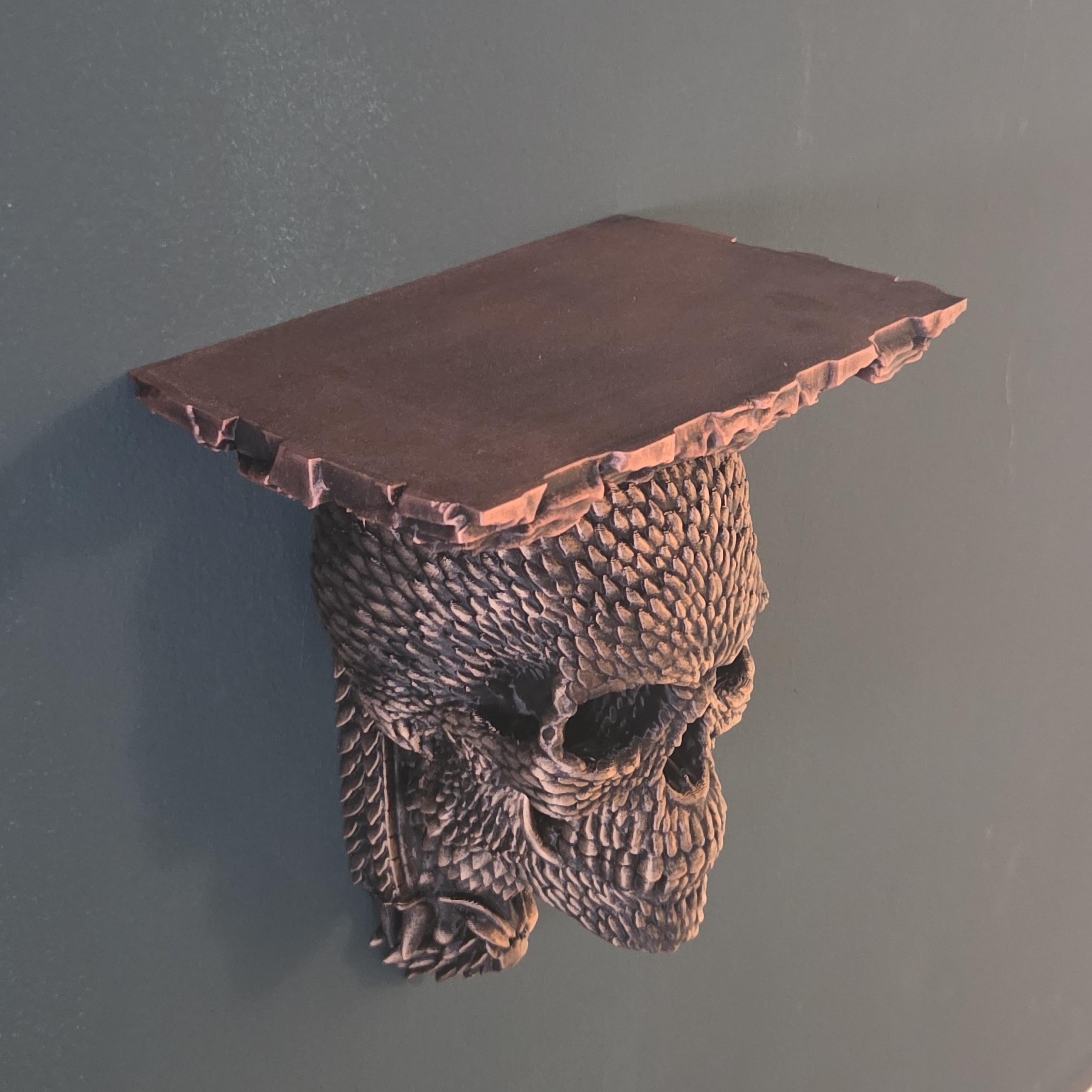 Dragon Scale Skull Wall Shelf – Gothic Skull Decor – Fantasy Skull Shelf – Dark Medieval Decor – Dragon Texture Skull – Gothic Wall Art