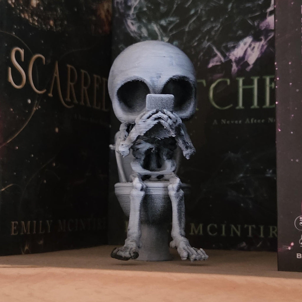 Toilet break doomscrolling Skeleton - Poseable Skeleton Figurine – Unique 3D Printed Skeleton Decor