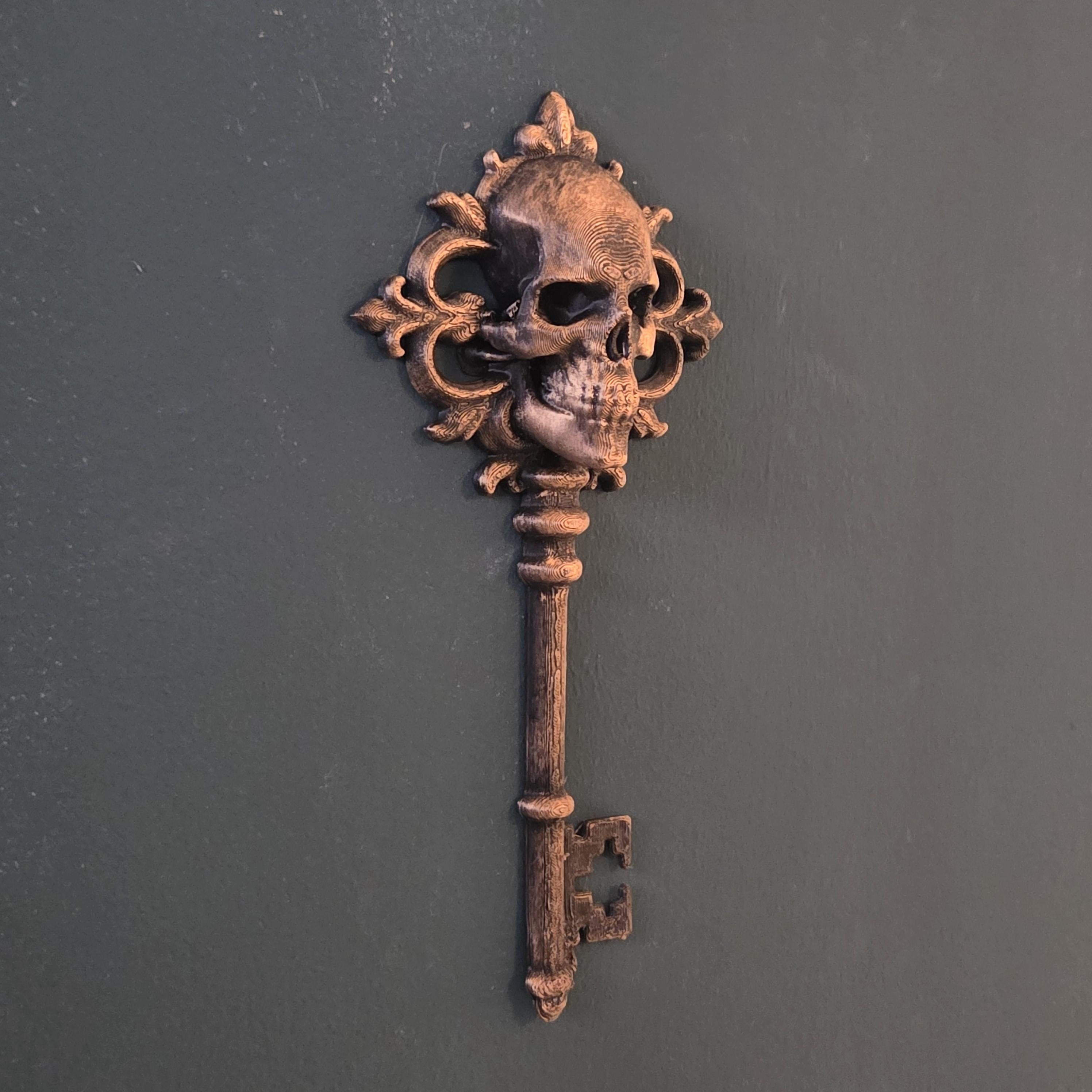 Gothic Skull Key Wall Decor – Skeleton Key Wall Art – Dark Decor – Gothic Home Decor – Skull Ornament – Halloween Decor