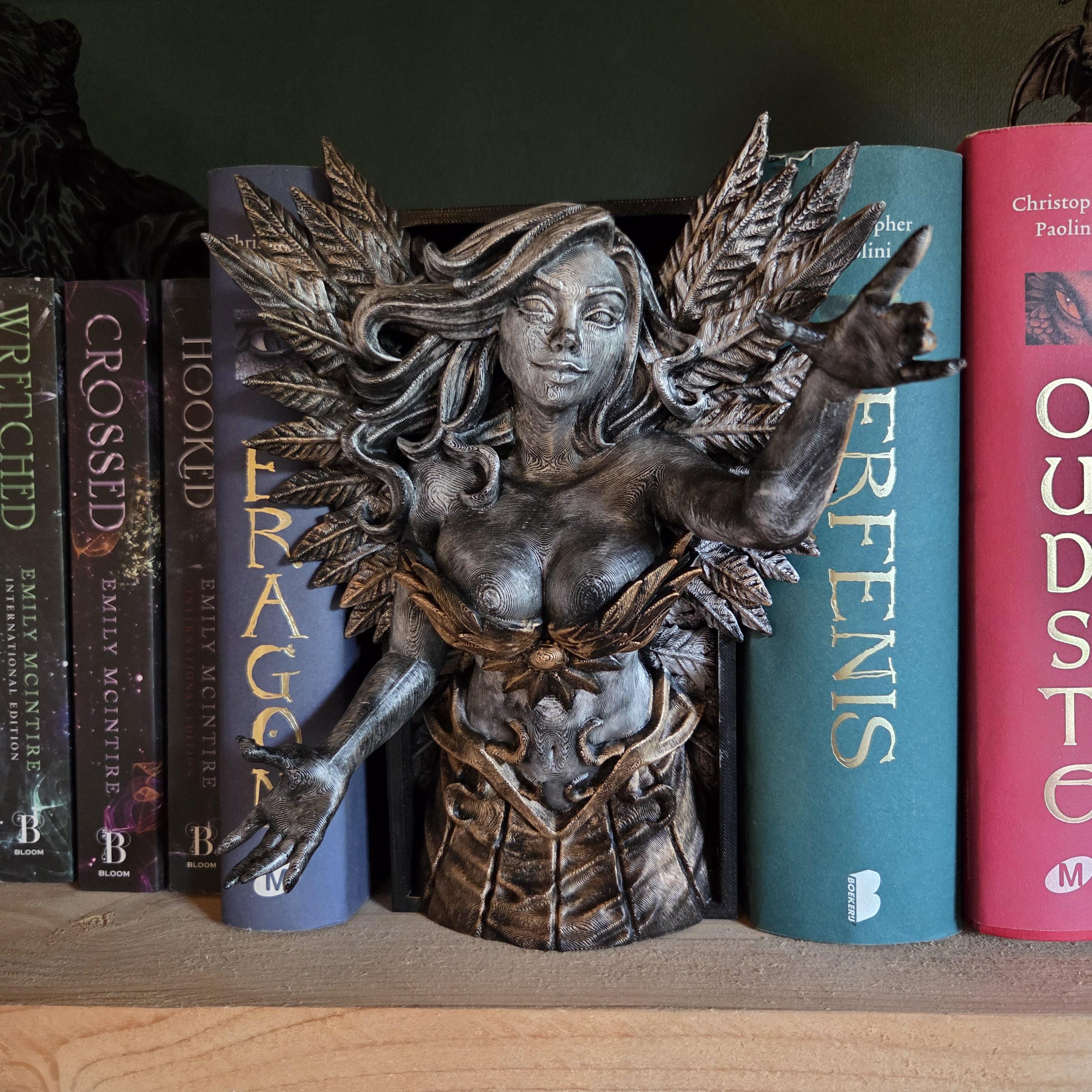 Dark Fantasy Goddess Book Nook, Winged Shelf Decor, Gothic Bookshelf Statue, Fantasy Book Lover Gift